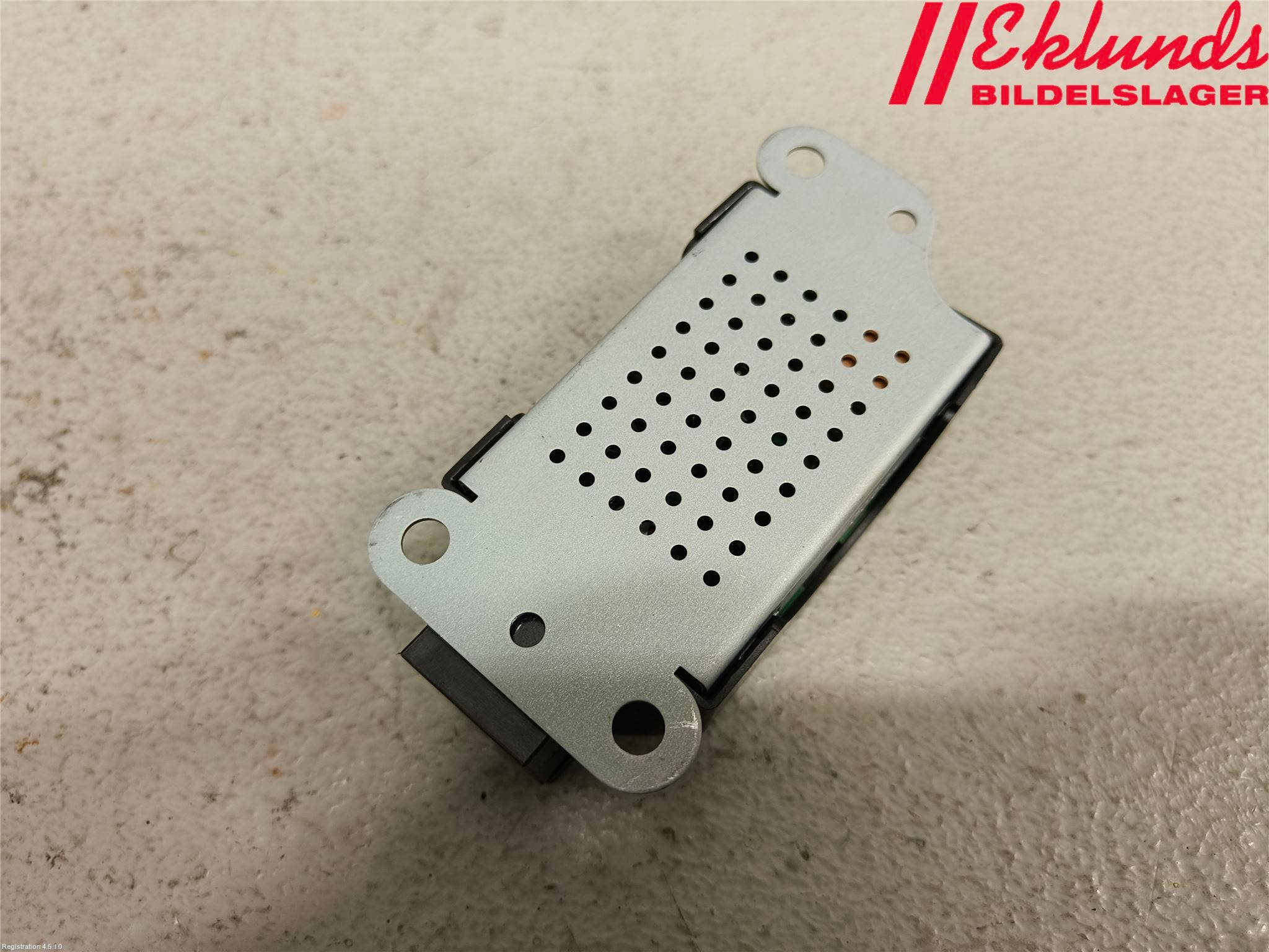 Volkswagen VW GOLF VI 09-13 Antenn