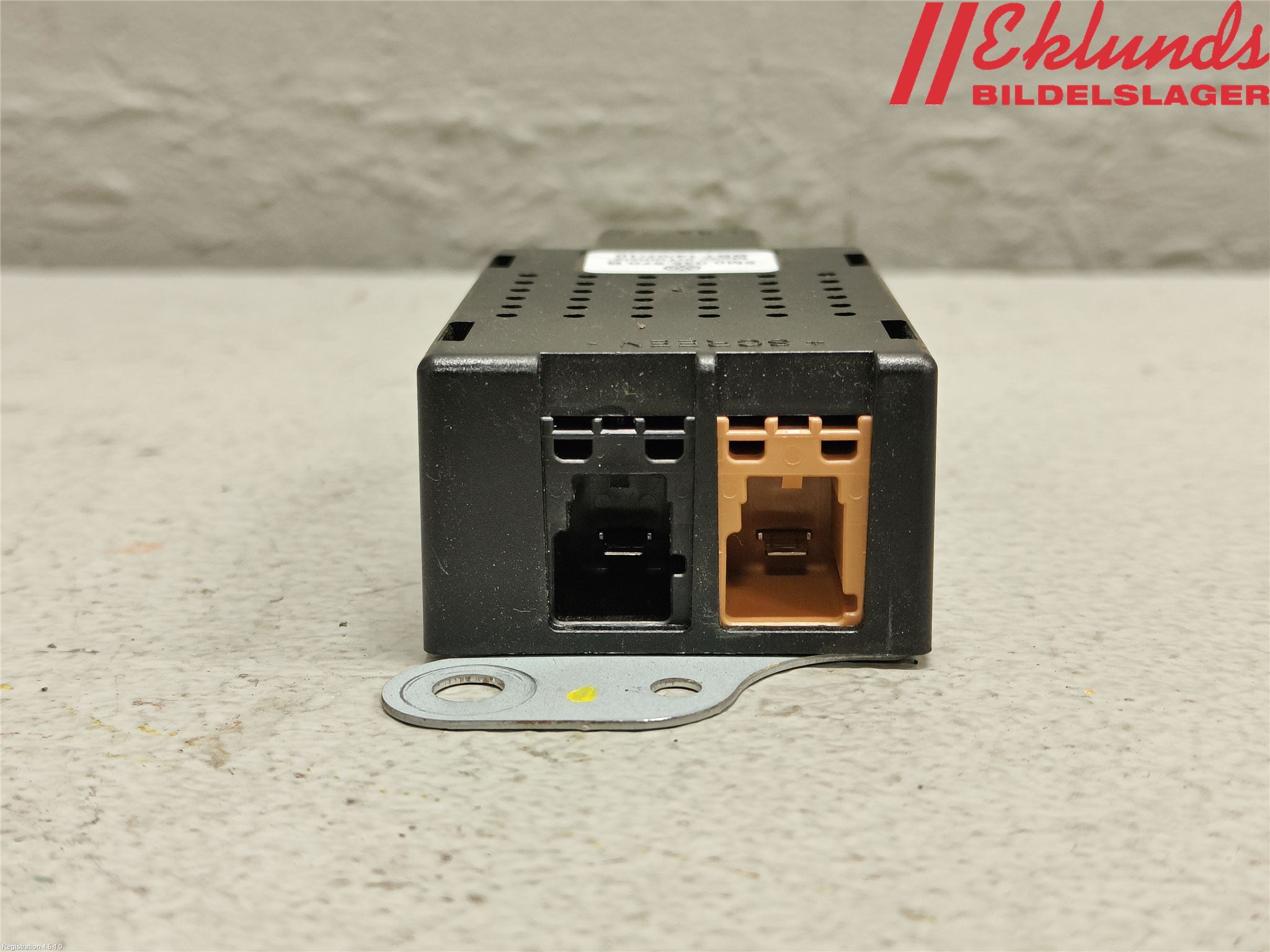 Volkswagen VW GOLF VI 09-13 Antenn