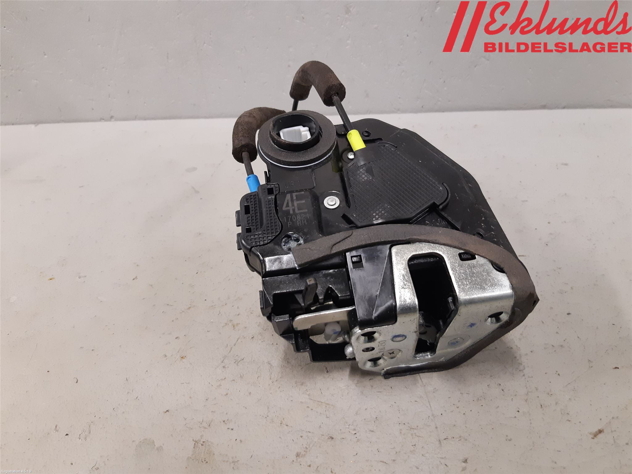 Toyota COROLLA 19- Låskista-Dörrlås