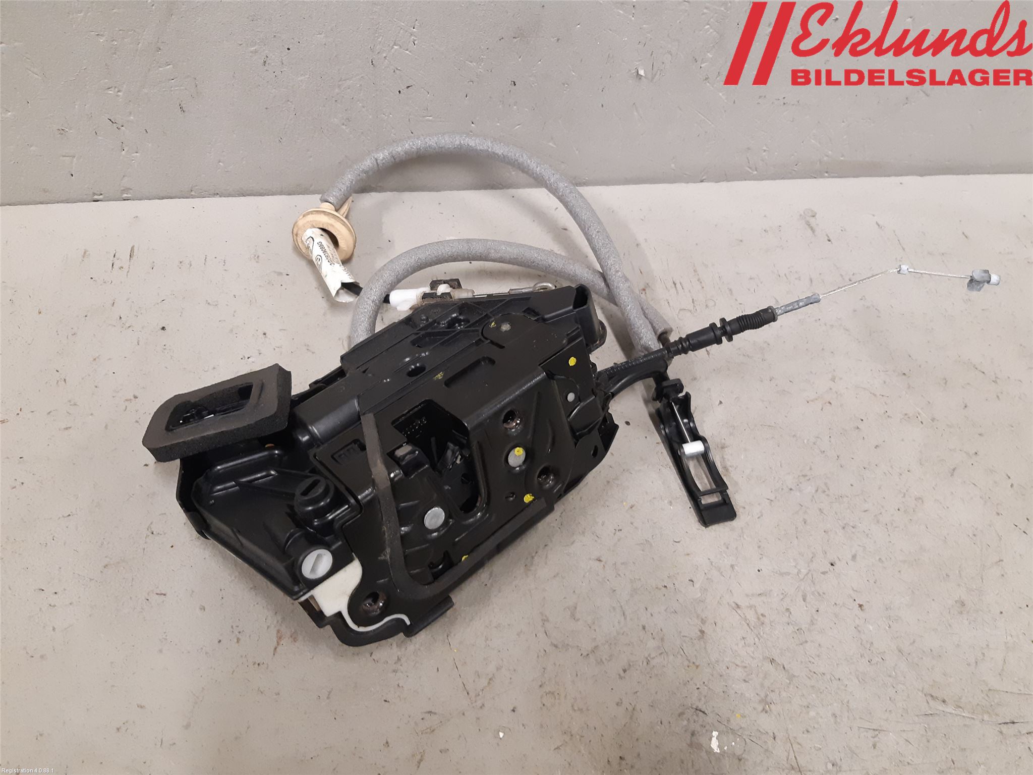 Volkswagen VW PASSAT 15-19 Låskista-Dörrlås