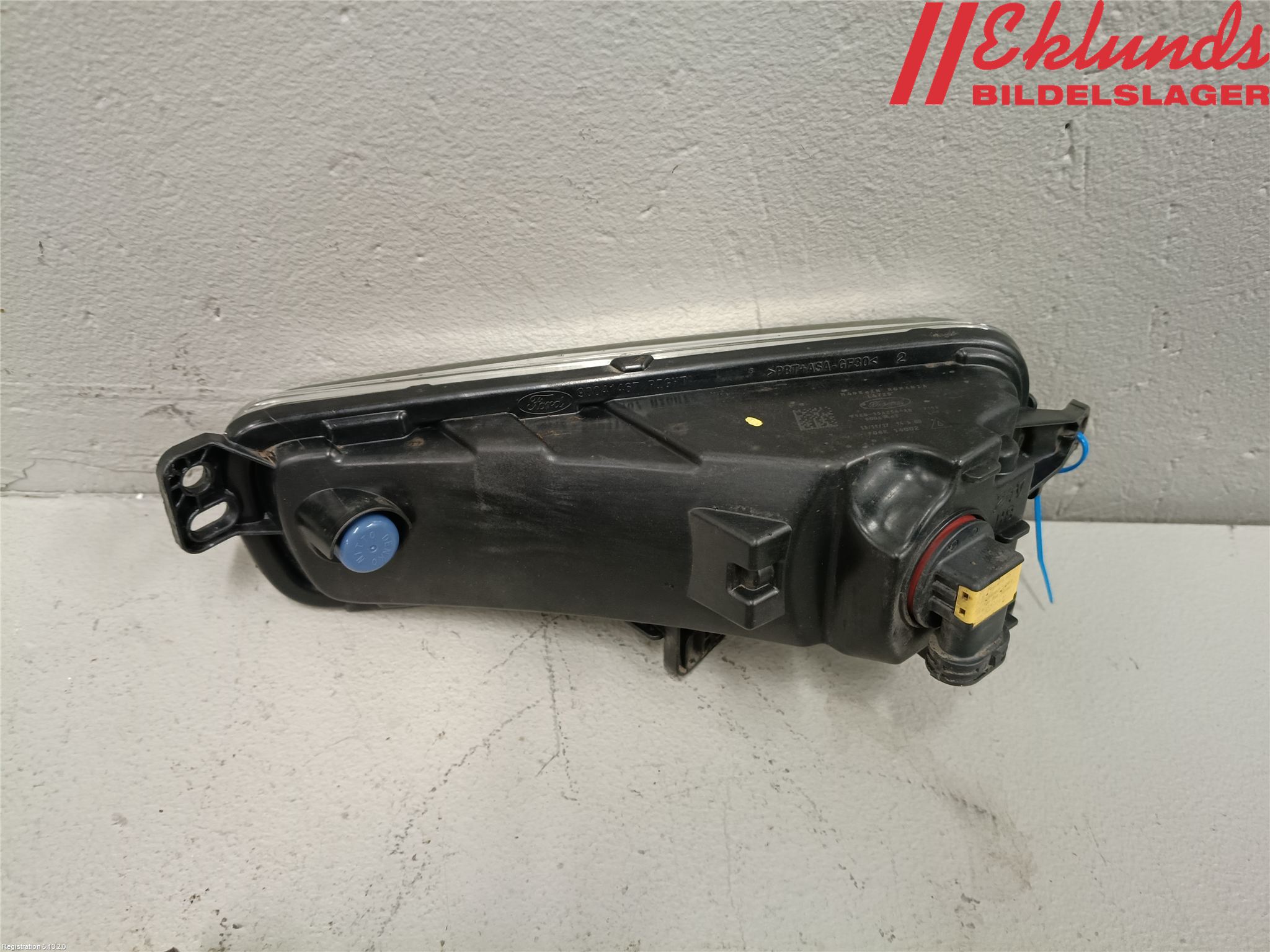 Ford FOCUS 15-18 Dimljus-Varselljus Fram
