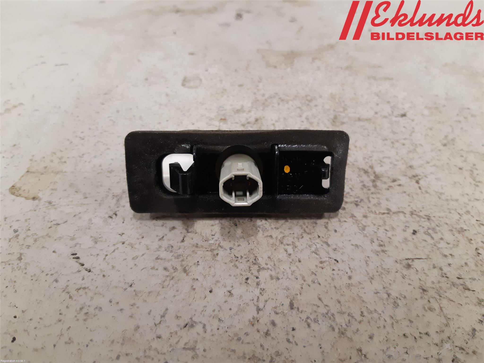 Toyota RAV4 13-18 Skylt Belysning