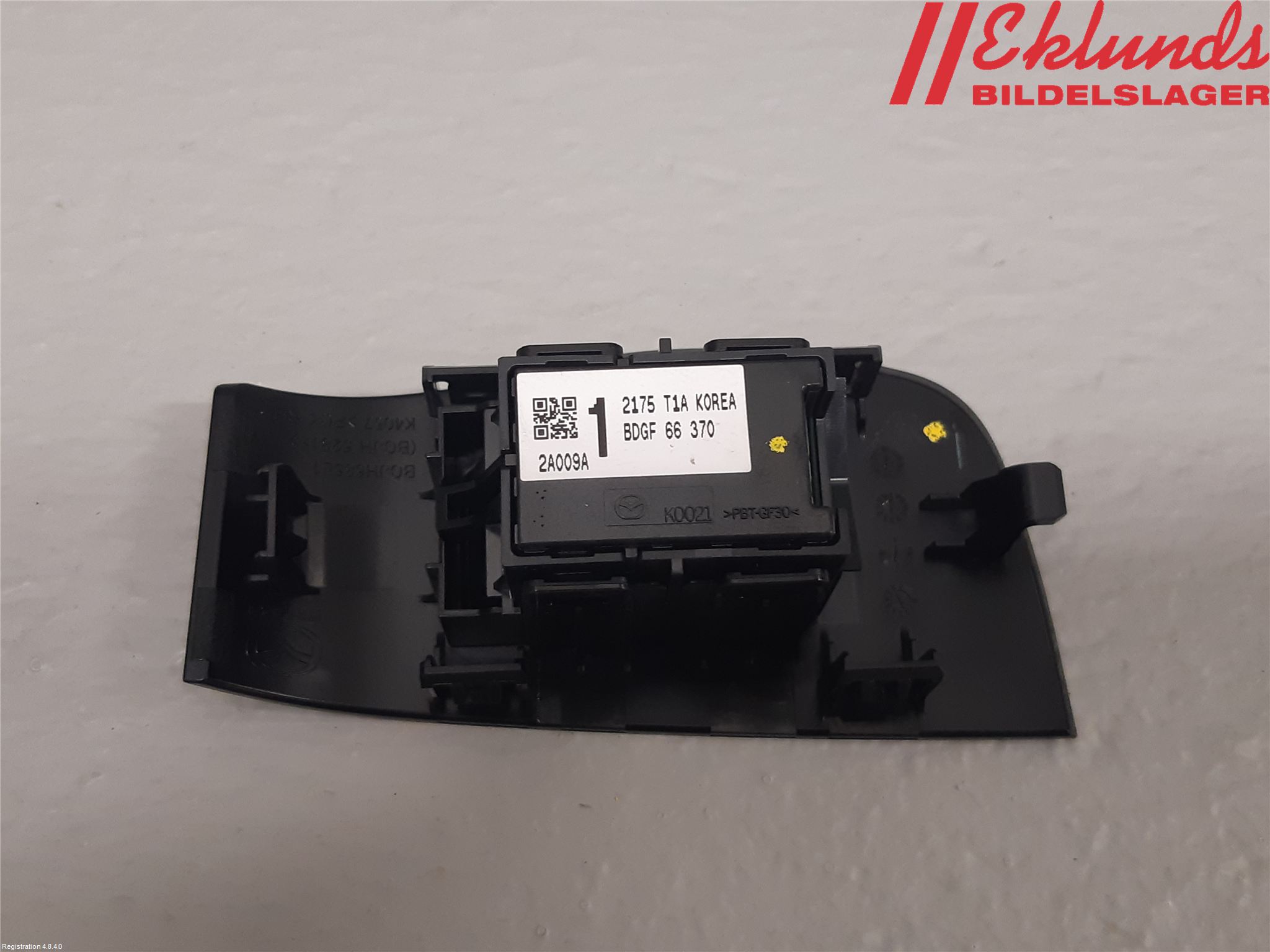 Mazda 3 IV 19- Strömställare Elhiss