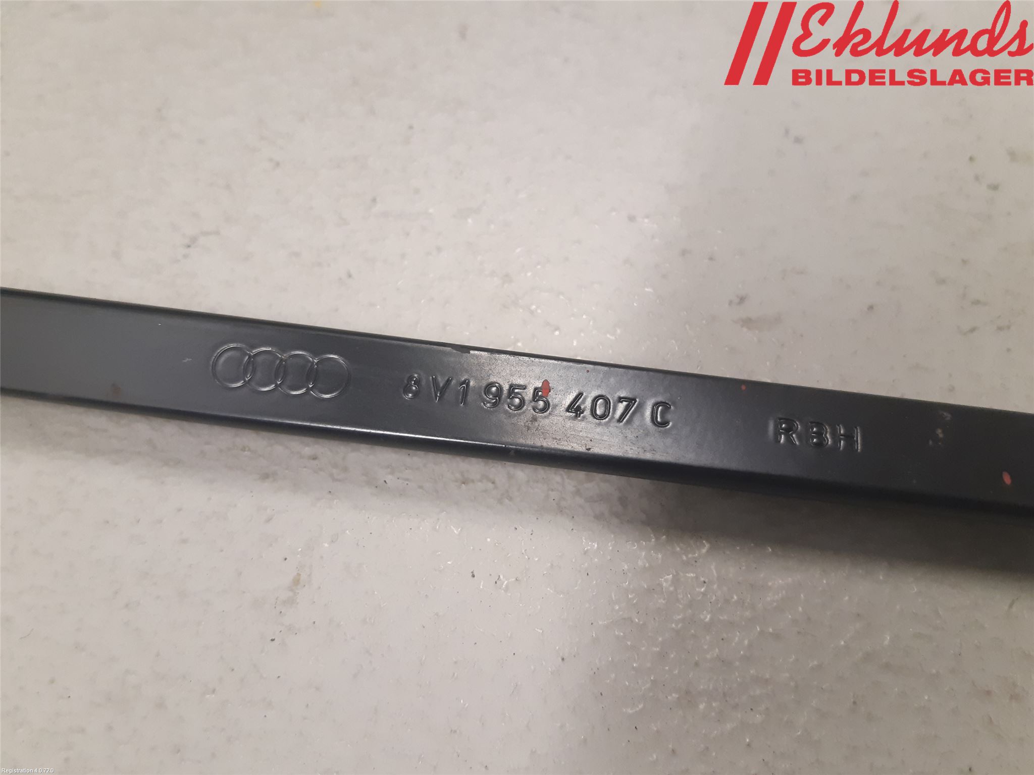 Audi A3/S3 8V 13-20 Torkararm Armar Vindruta