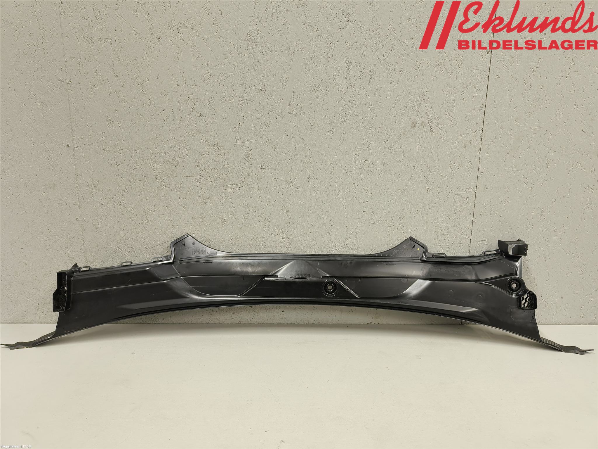 BMW 5 G30/G31/F90 17-23 Torpedplåt-Torpedplast