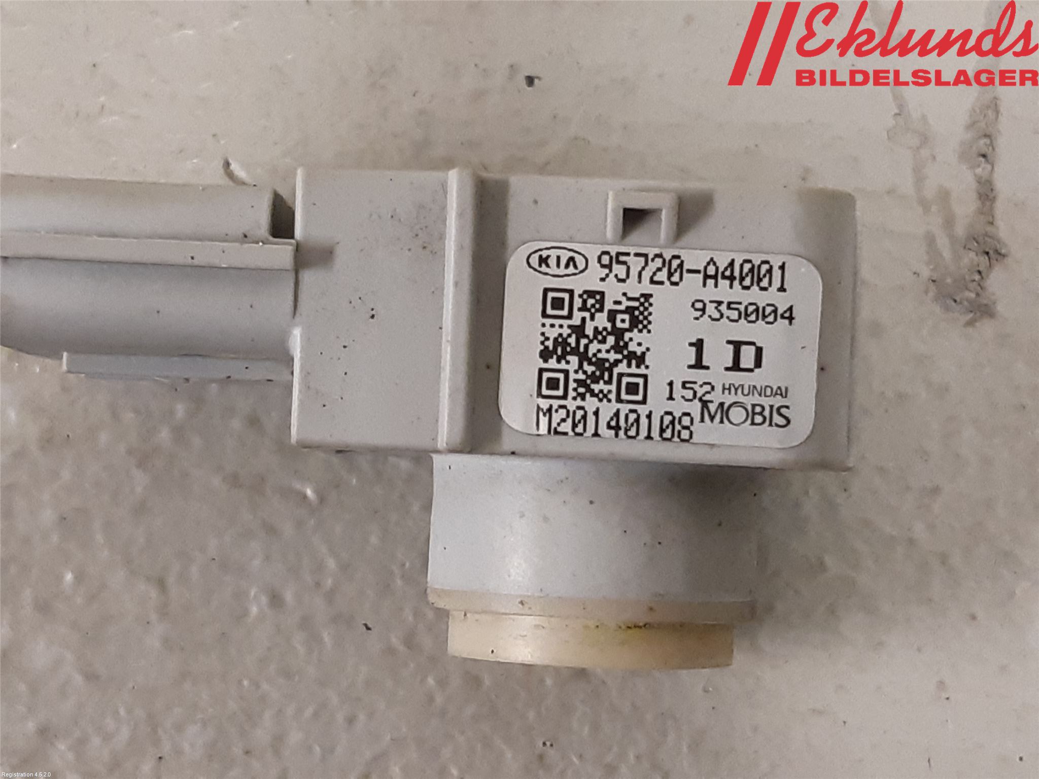 Kia CARENS III 13-19 Parkeringshjälp Frontsensor