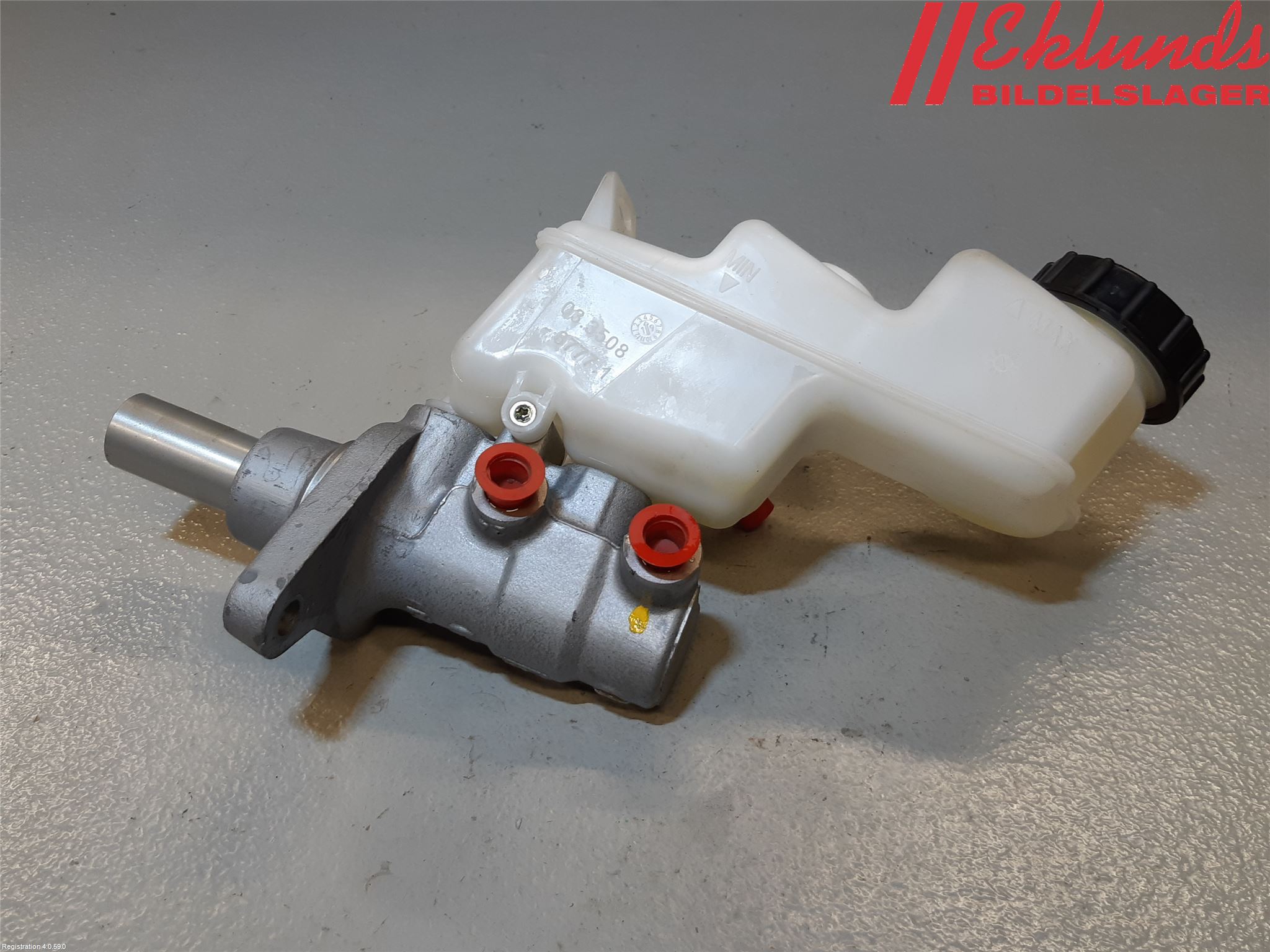 Toyota YARIS XP130 15-20 Broms Huvudcylinder