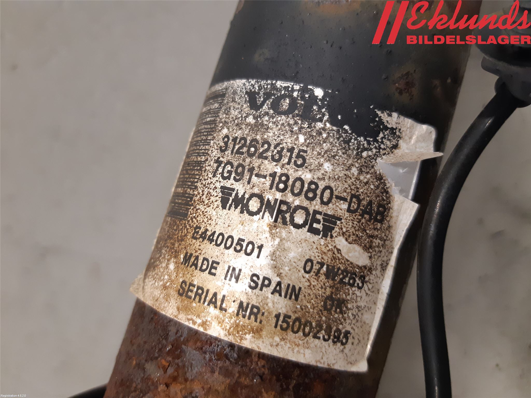 Volvo XC70 08-13 Stötdämpare Bak