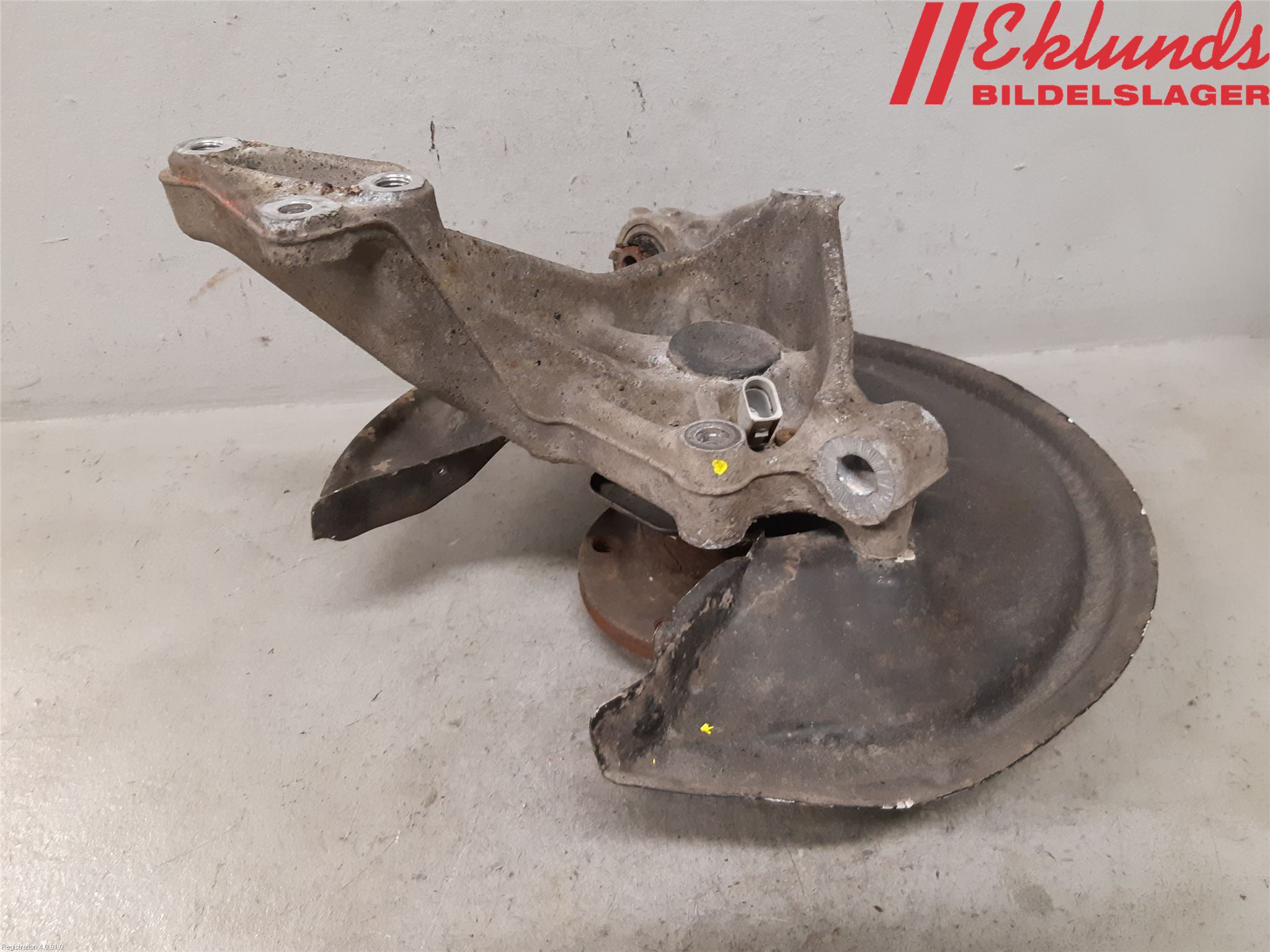 Volkswagen VW PASSAT 11-14 Hjullagerhus-Spindel Vä B