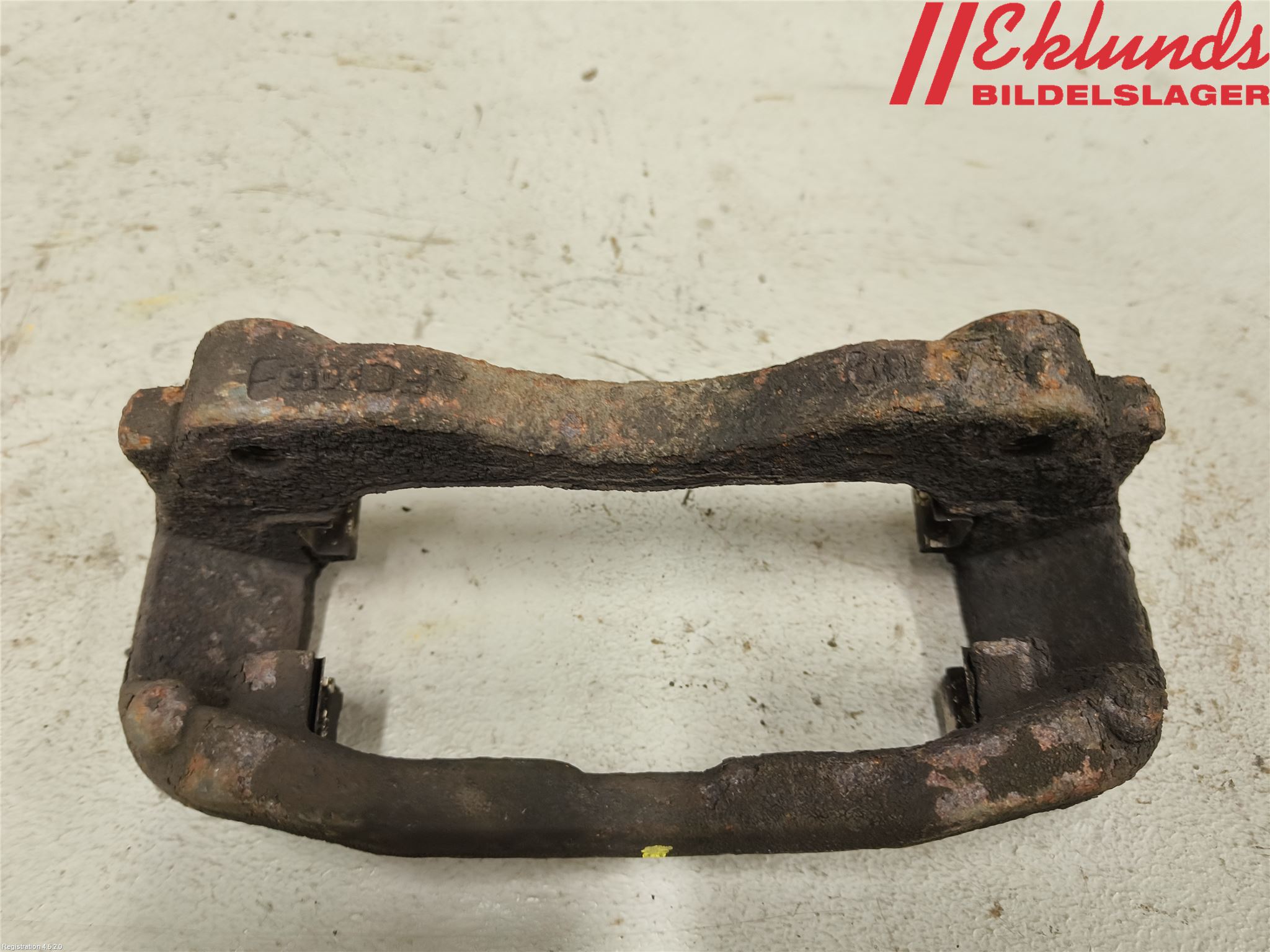 Renault MASTER III 15-20 Bromsokshållare