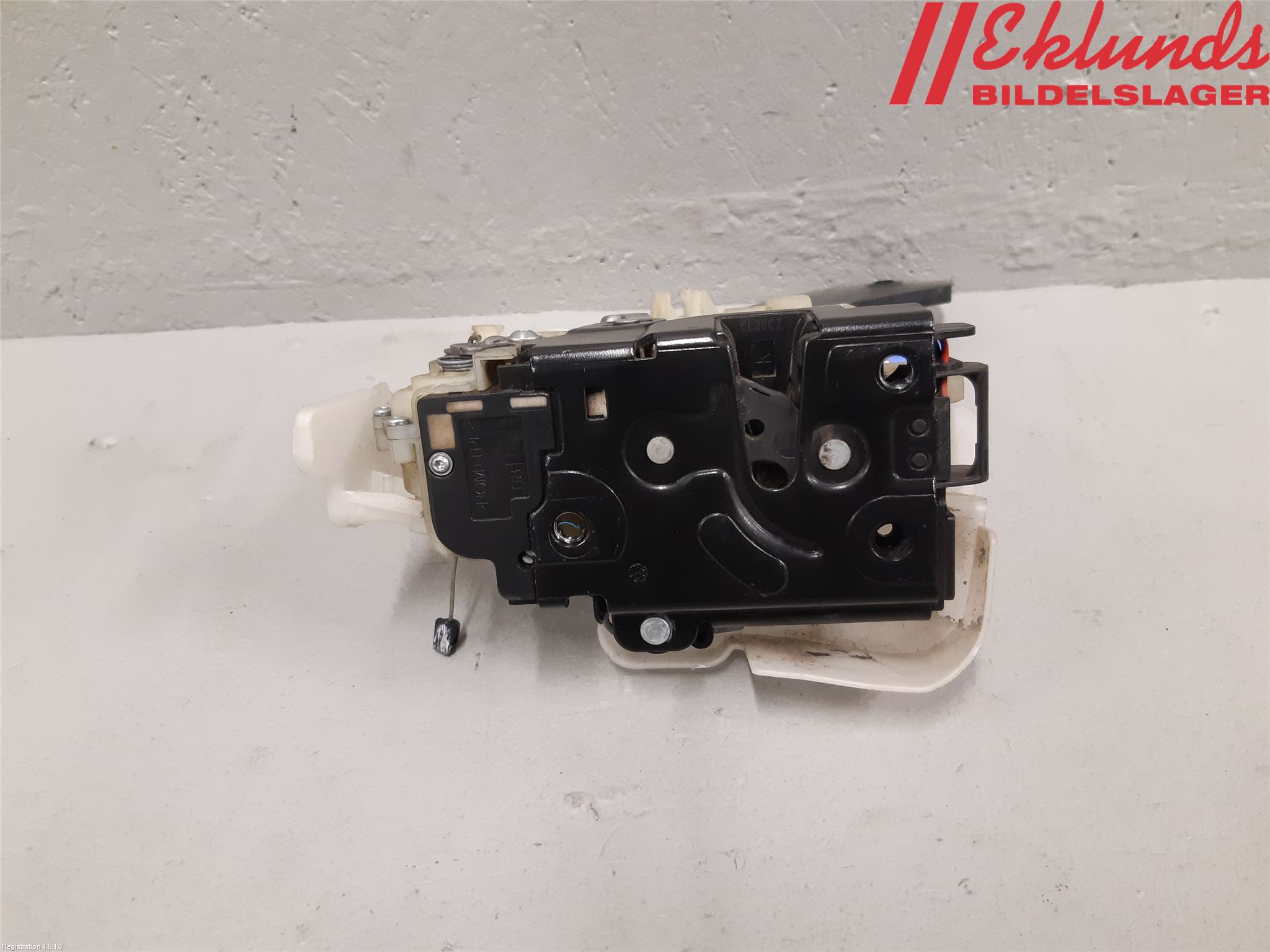 Volkswagen VW TRANSP/CARAVELLE (T5) 04-15 Låskista-Dörrlås