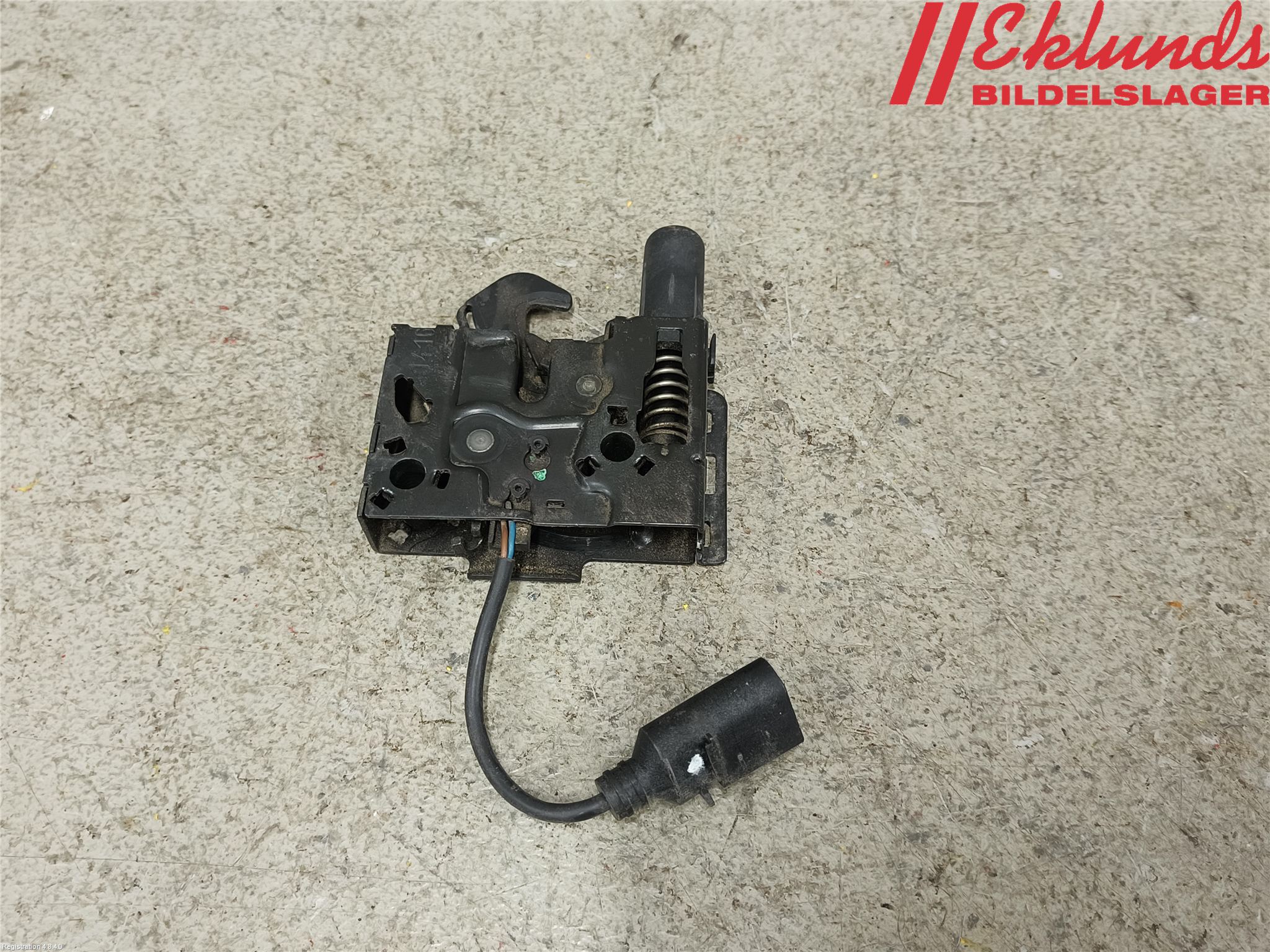 Audi A4/S4 B9 16-19 Huvlås