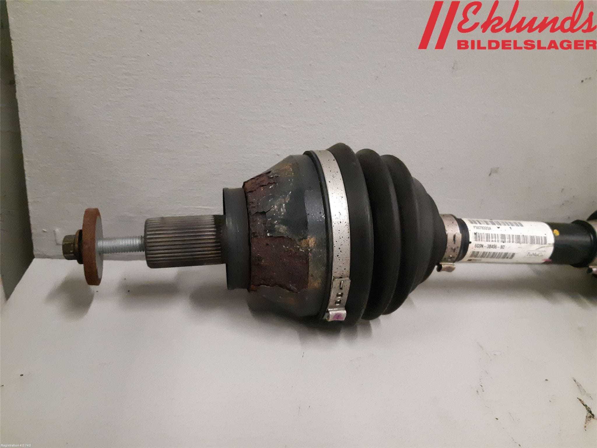 Volvo V70 08-13 Drivaxel Fram Höger