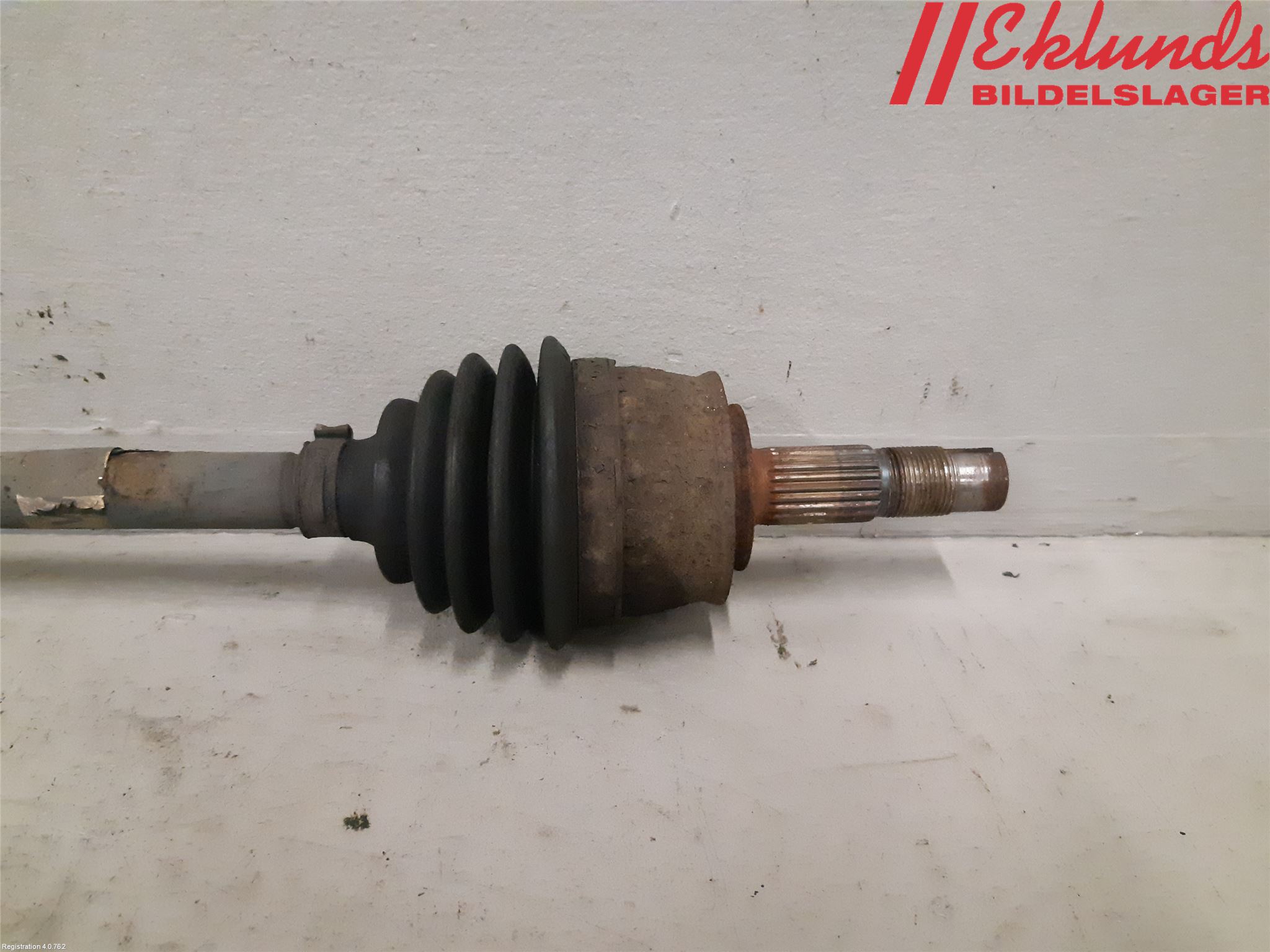 Opel CORSA D 07-14 Drivaxel Fram Höger