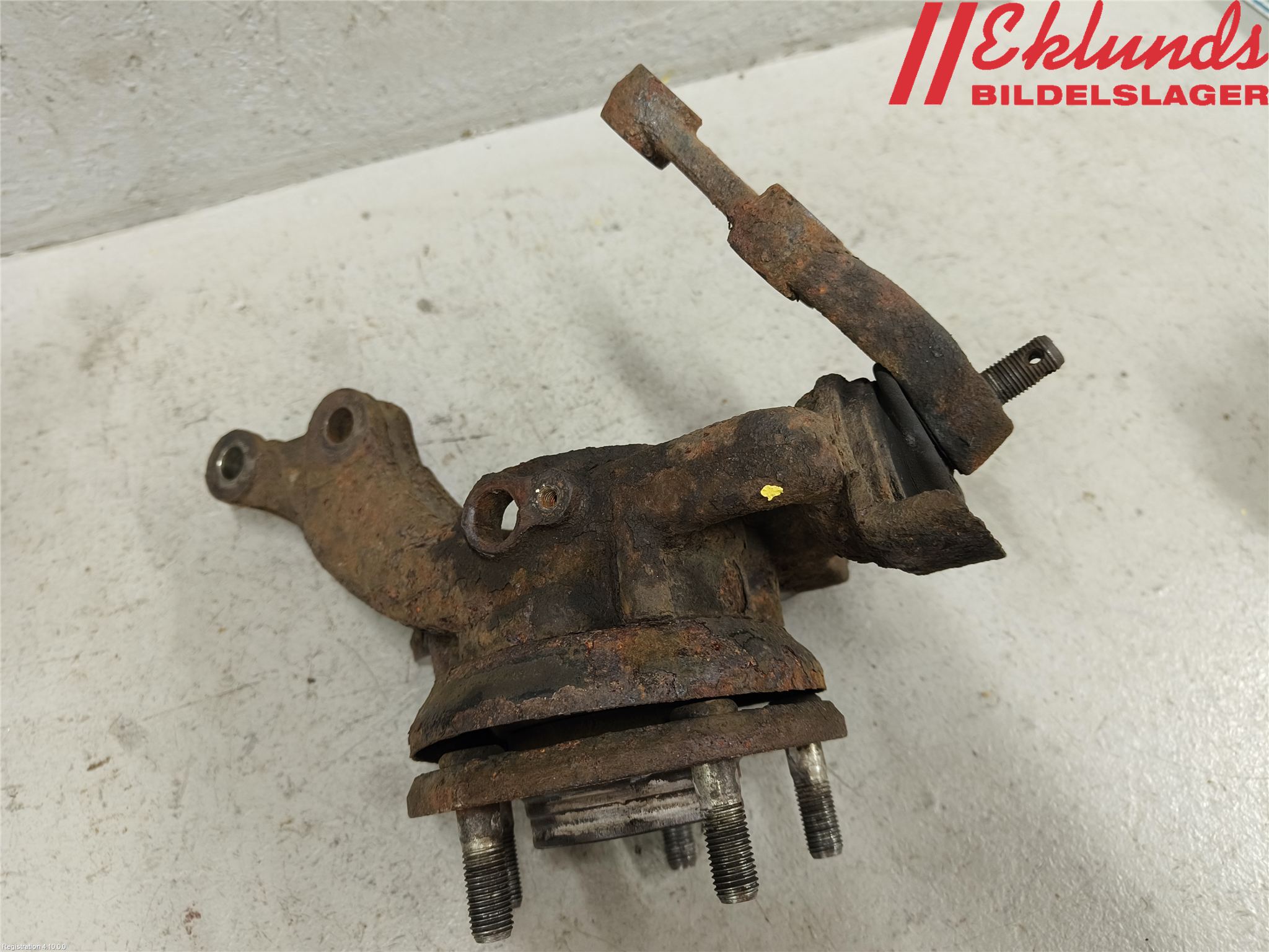 Kia CEED 06-12 Styrspindel Lagerhus Hö