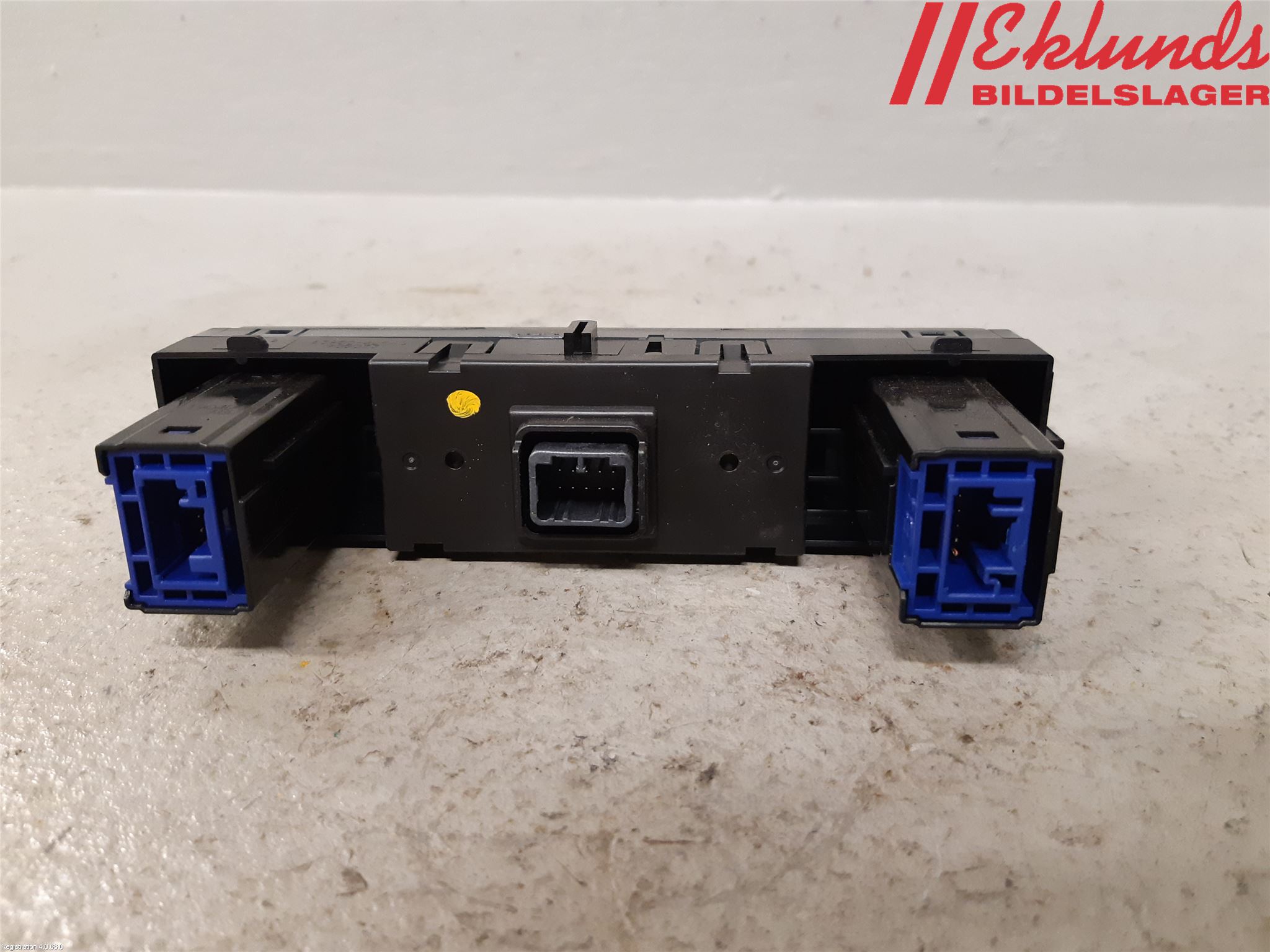 Toyota RAV4 19- Strömställare Stolvärme