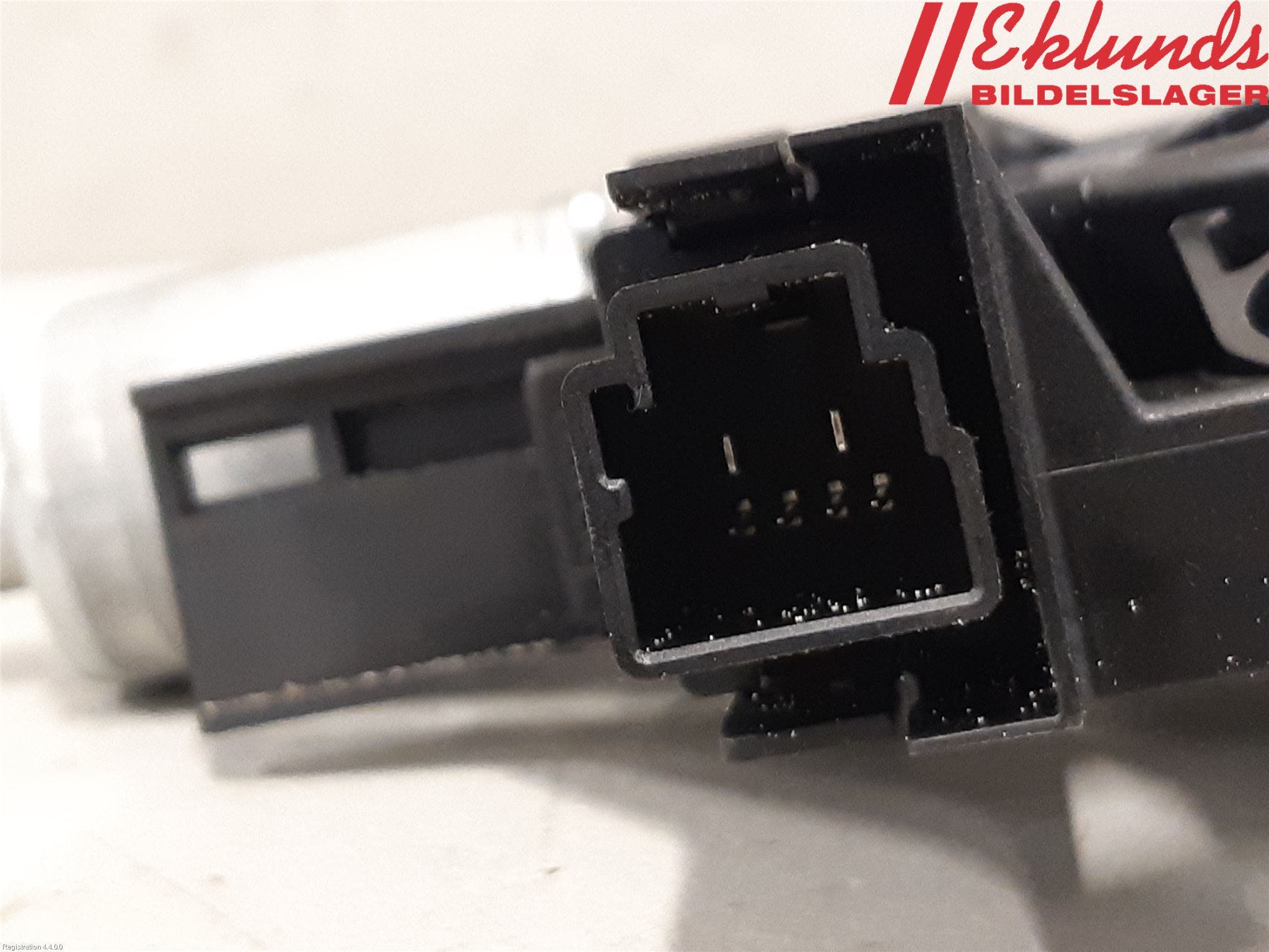 Volvo V70 08-13 Fönsterhissmotor