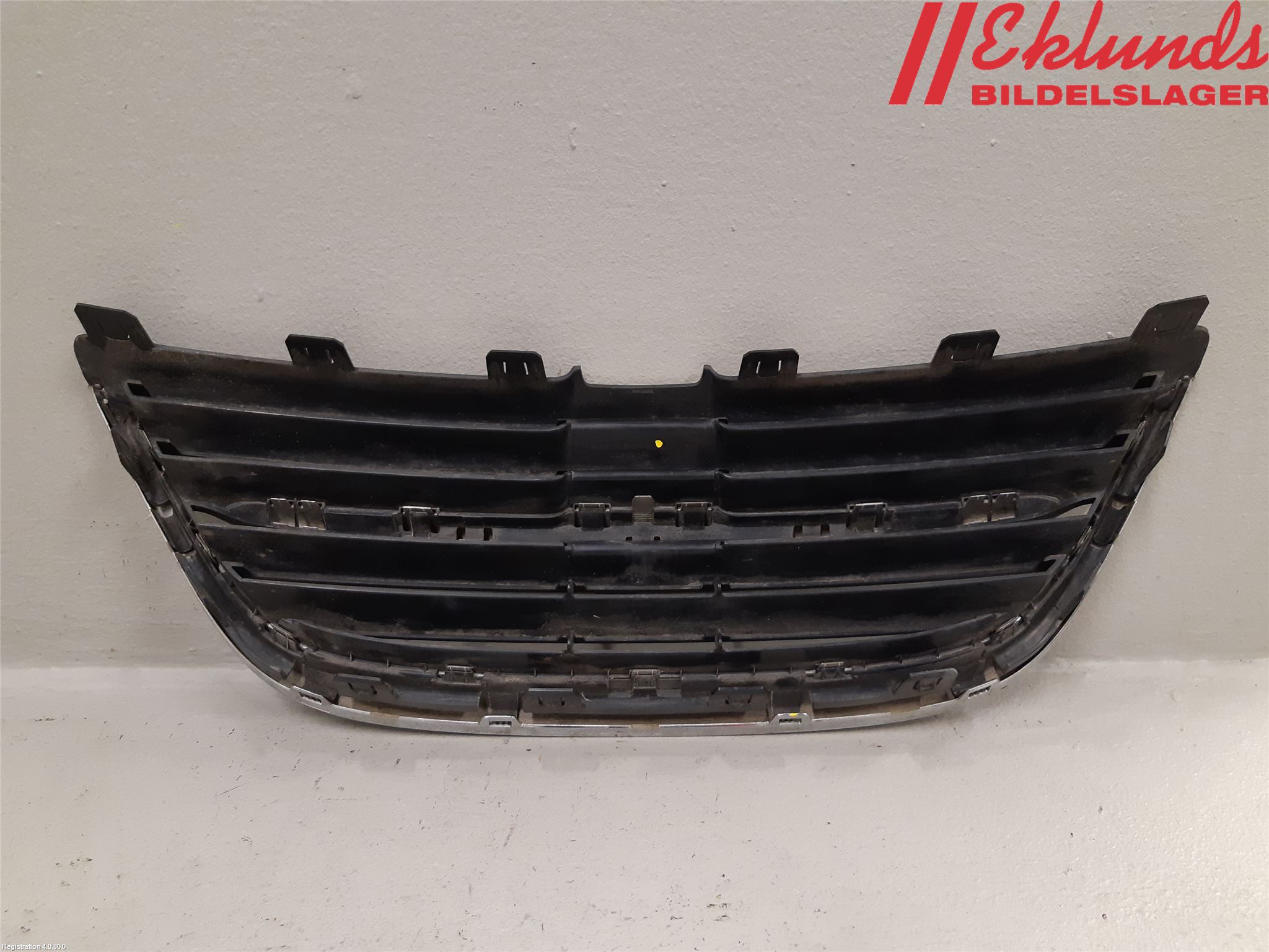 Saab 9-5     06-10 Grilldel Mitt