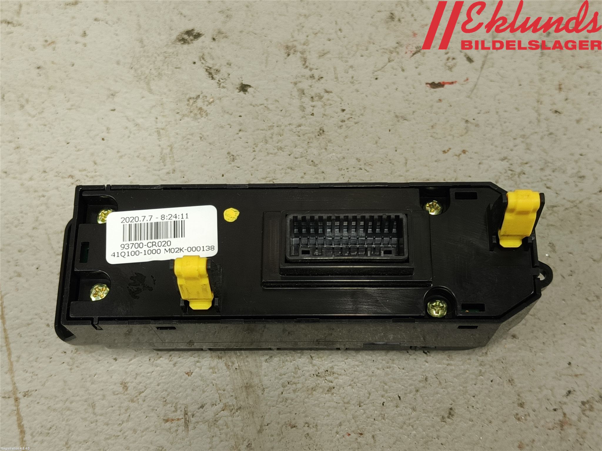 Kia XCEED 19- Strömställare Multifunktion