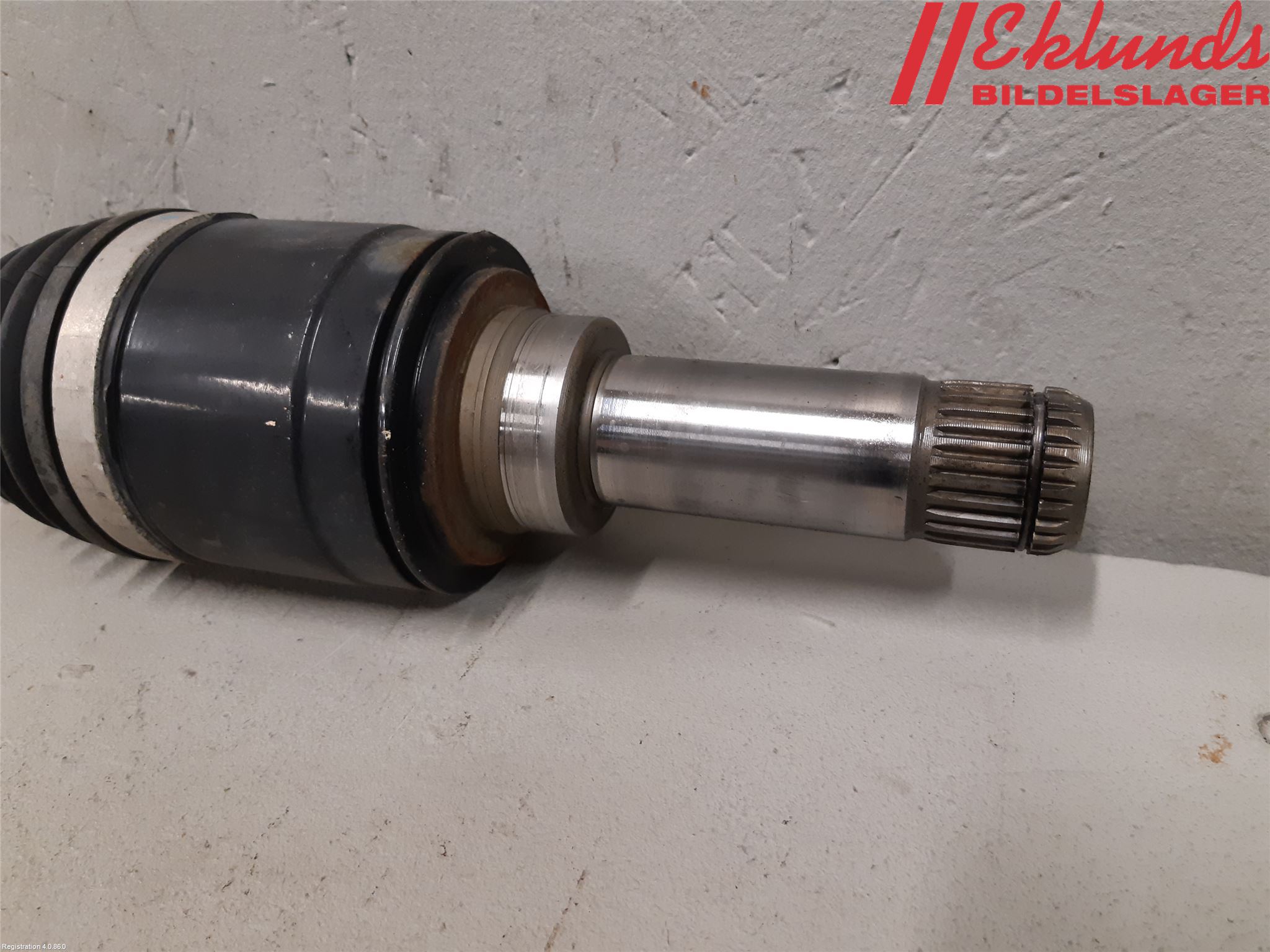 BMW X1 F48 15-22 Drivaxel Bak Höger