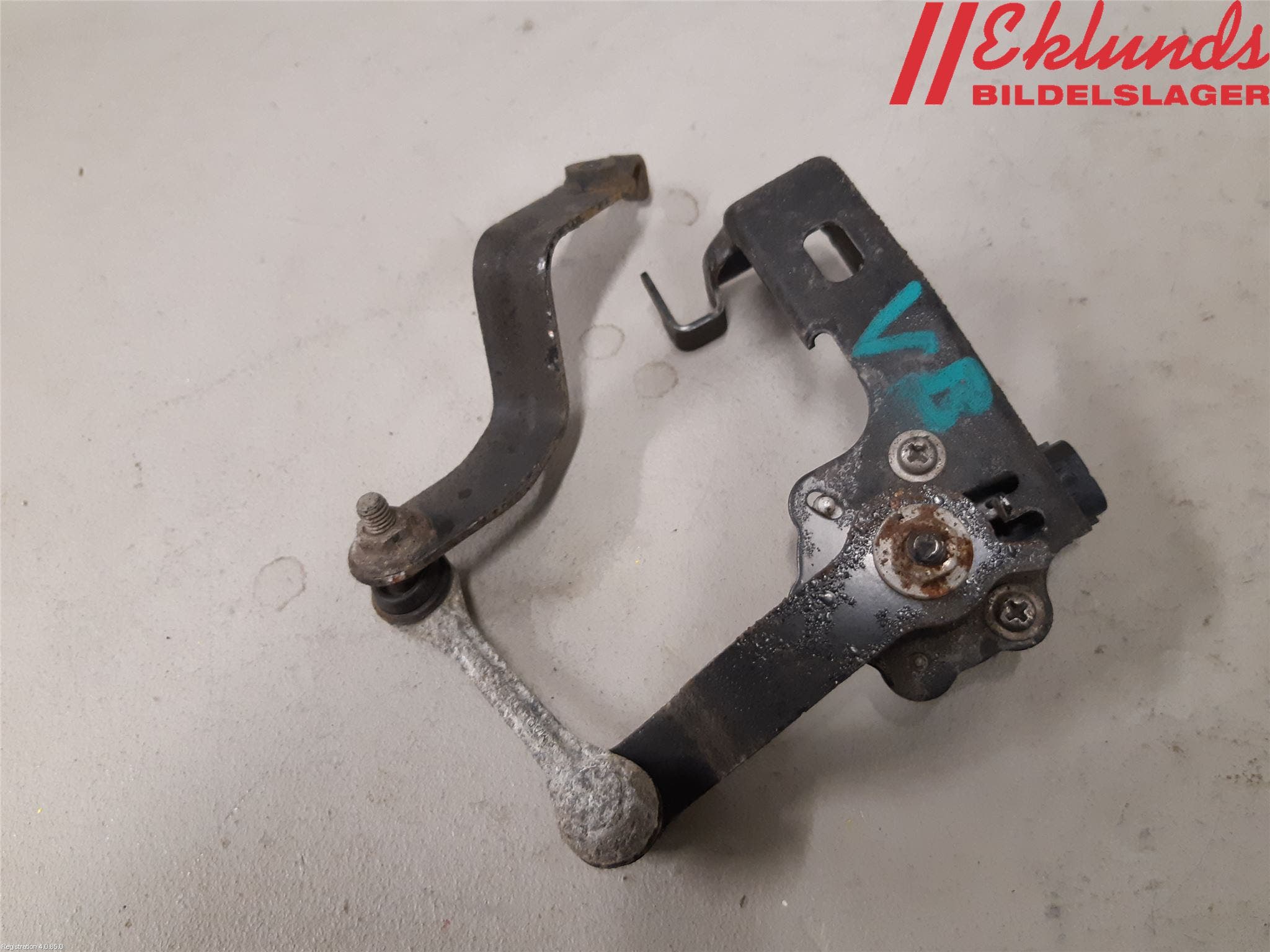 Toyota PRIUS (ZVW50) 16-21 Givare Xenon/Ljushöjdsreglering