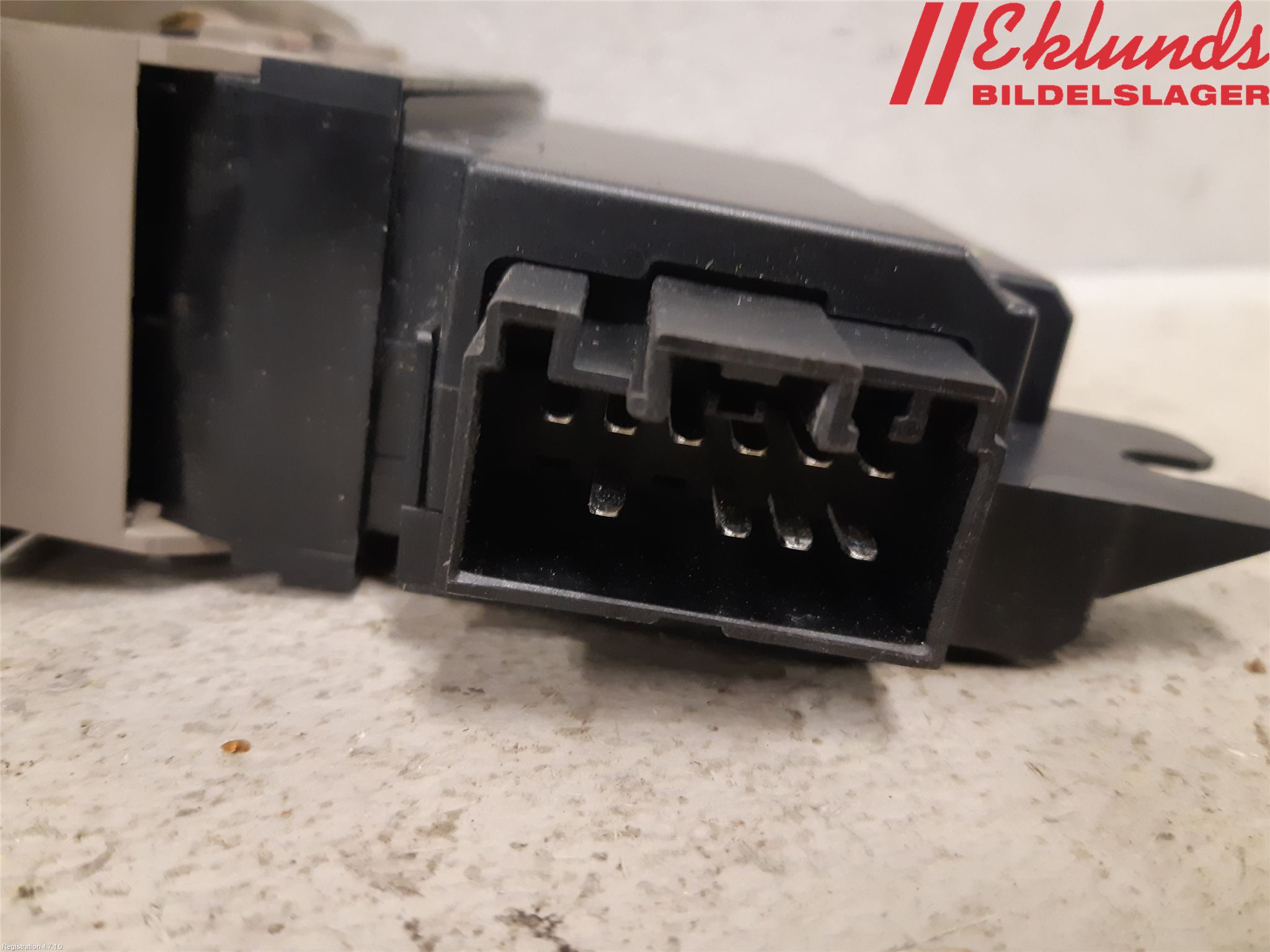 Volvo V70 05-08 Strömställare Elhiss