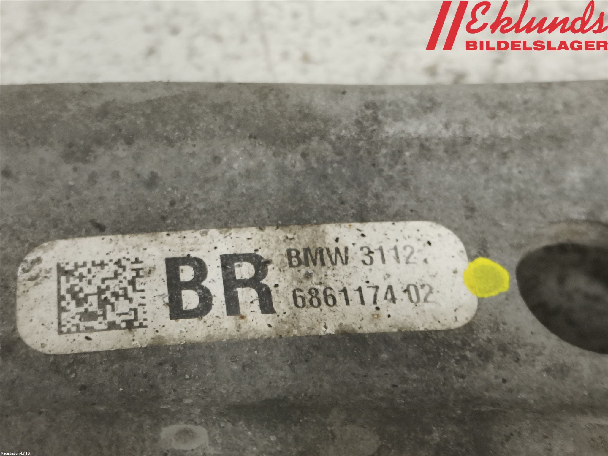 BMW 5 G30/G31/F90 17-23 Bärarmsstag Fram Höger