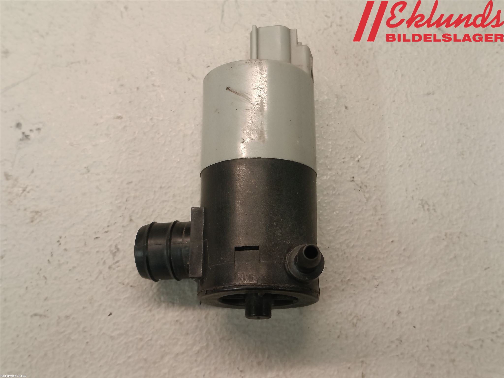 Toyota AVENSIS 09-15 Spolarpump Vindruta