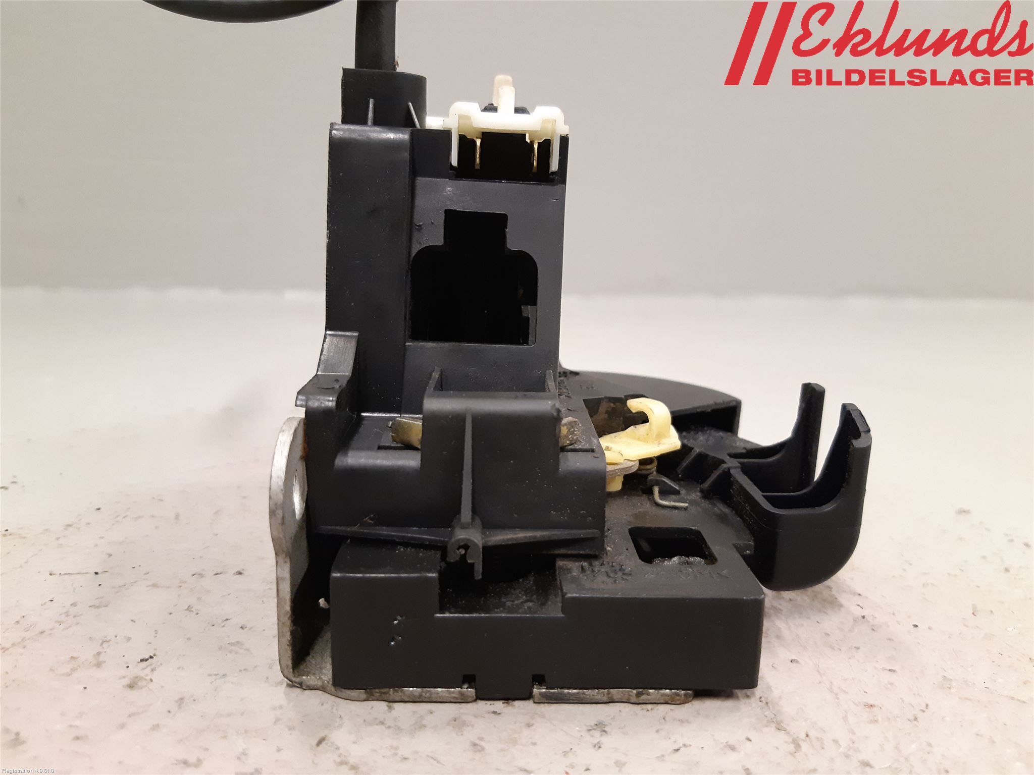 Renault CLIO II 01-08 Låskista-Dörrlås