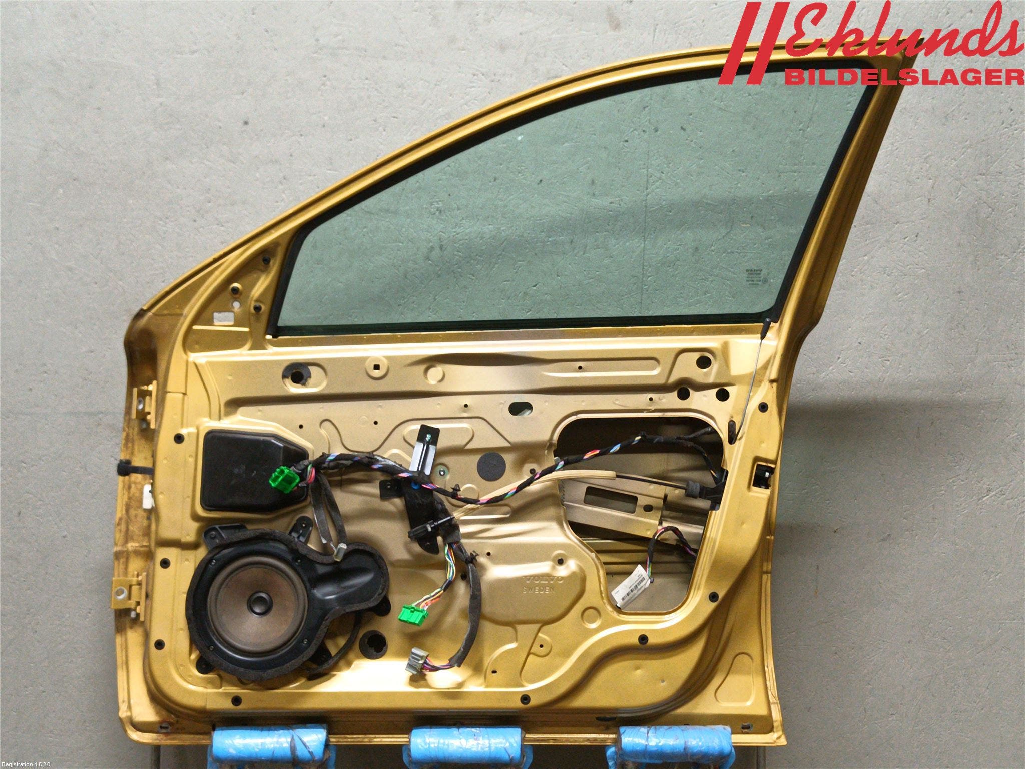 Volvo S60 01-04 Dörr Fram Höger