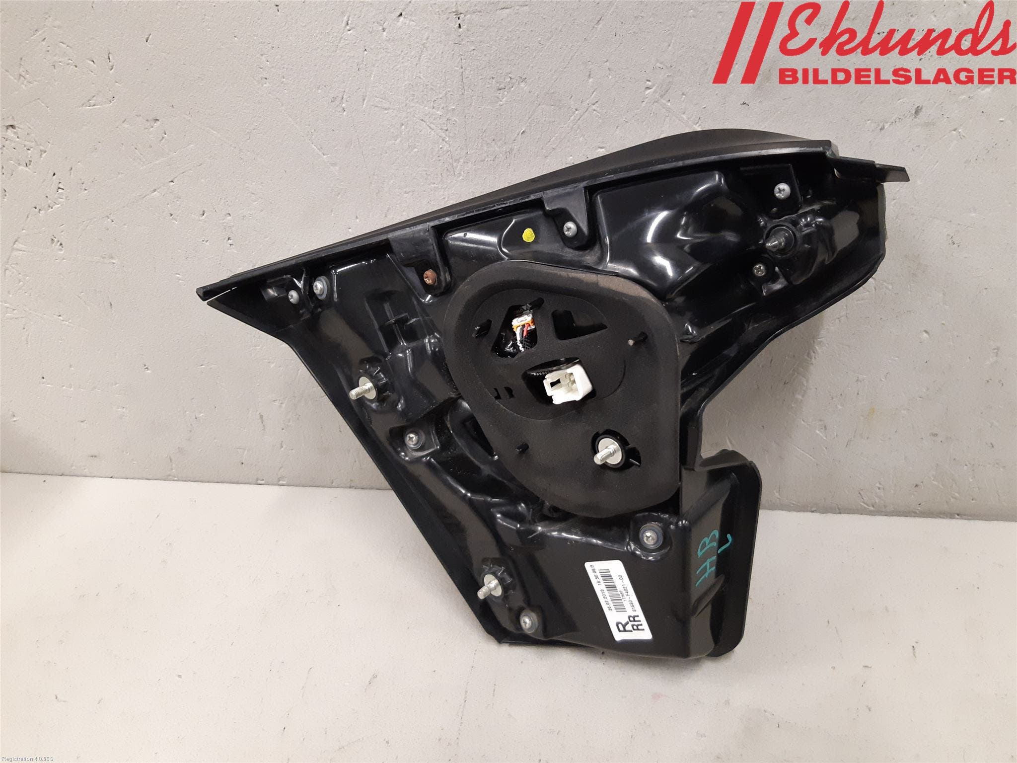 Toyota C-HR 16-23 Bakljus Lucka Hö