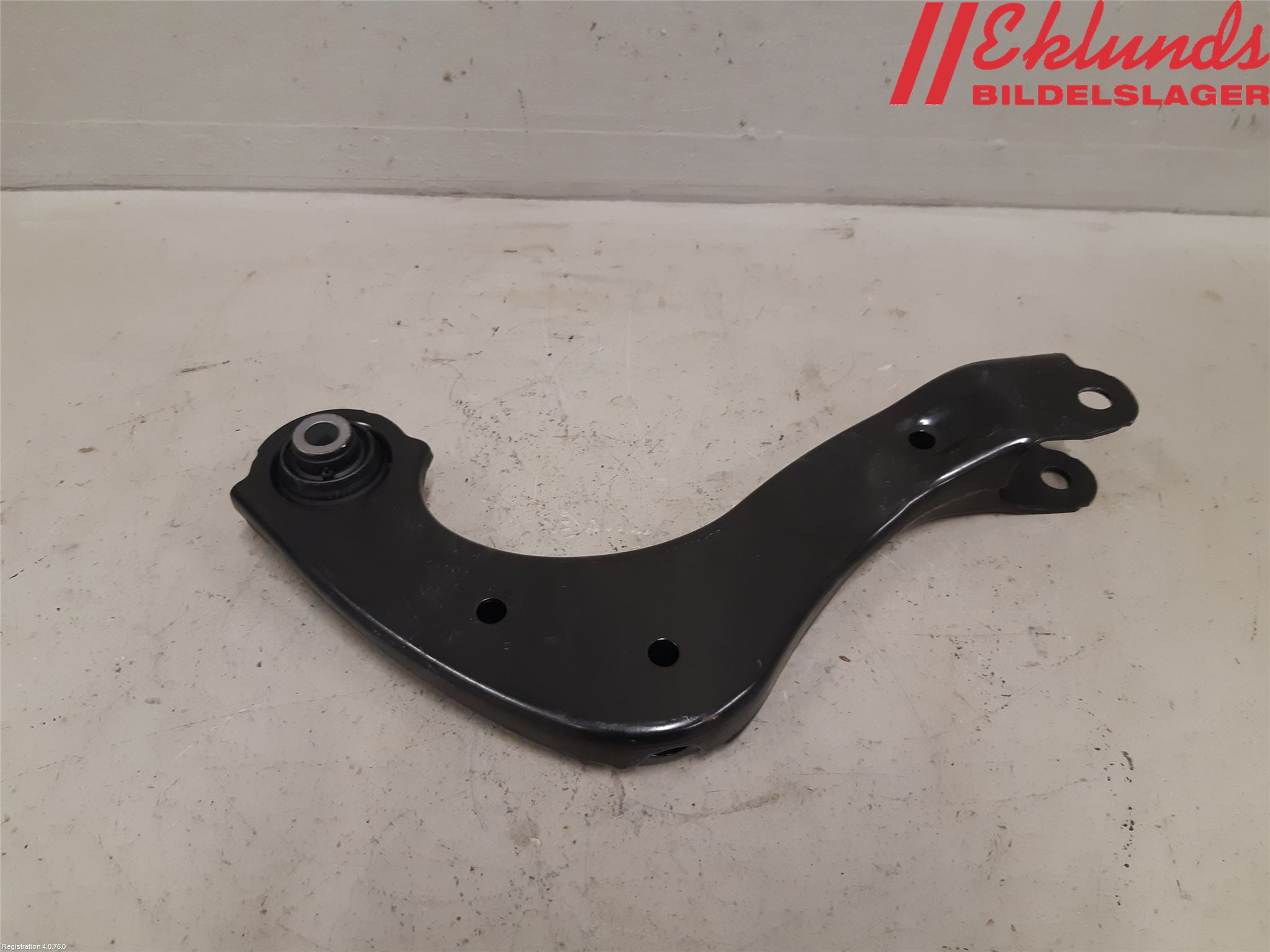 Toyota COROLLA 19- Bärarm Bak Vänster