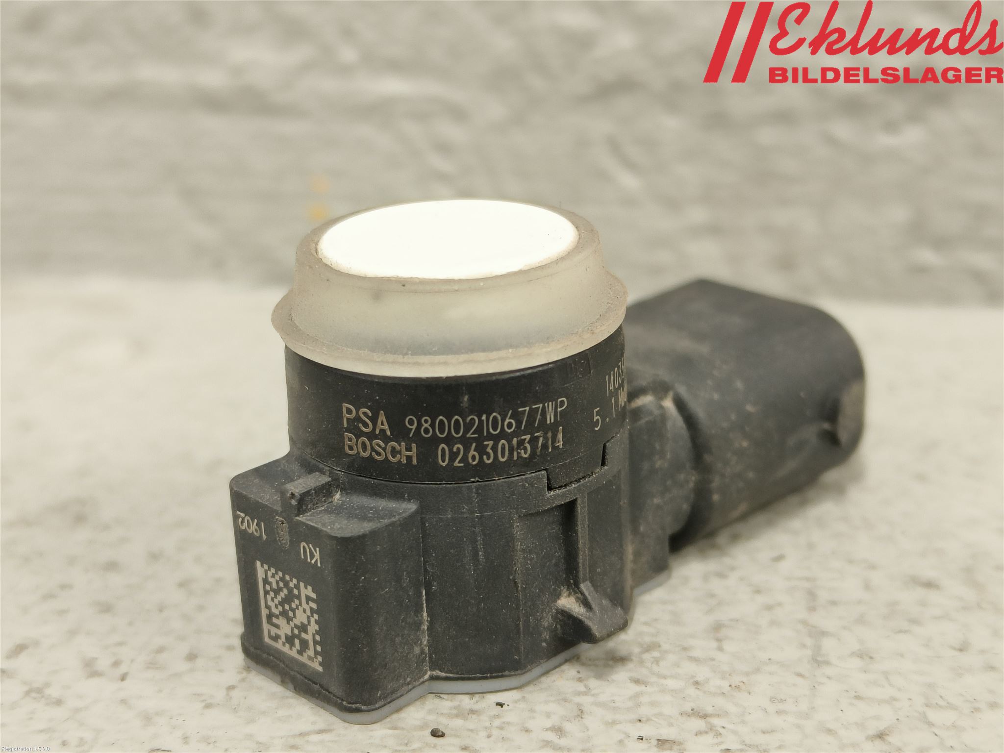 Opel VIVARO 20- Parkeringshjälp Backsensor