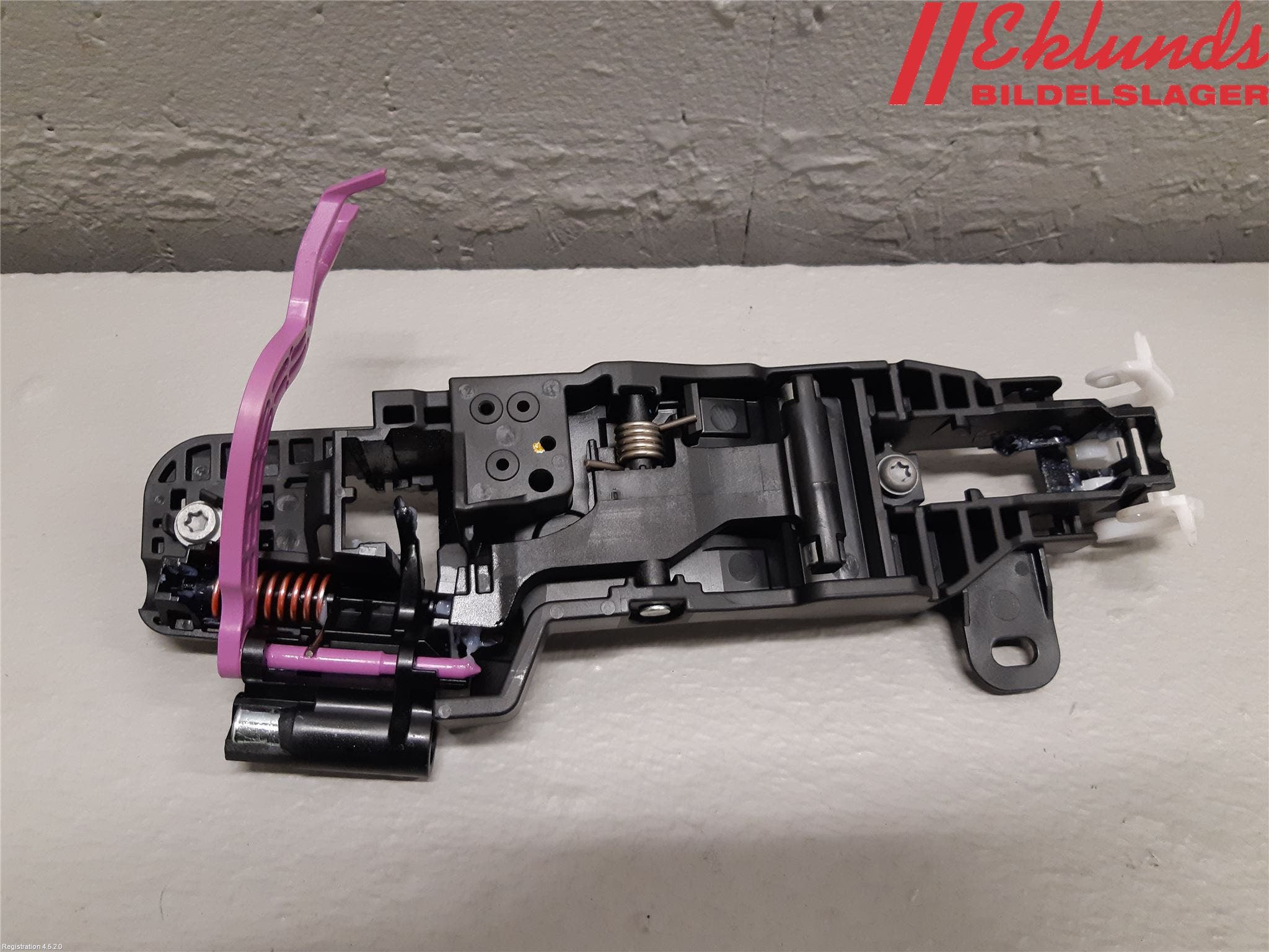 Toyota RAV4 19- Dörrhandtag Yttre Hö