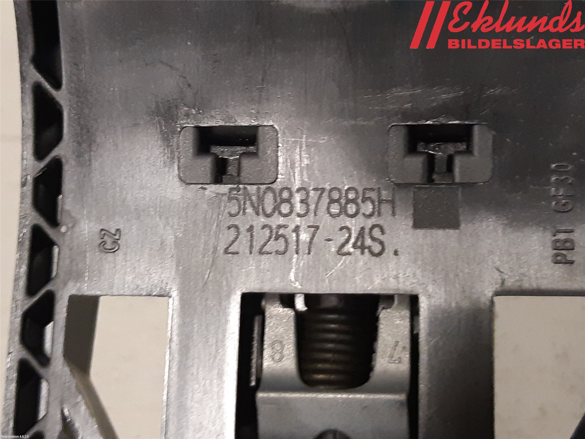 Volkswagen VW CADDY 16-20 Dörrhandtag Yttre Vä