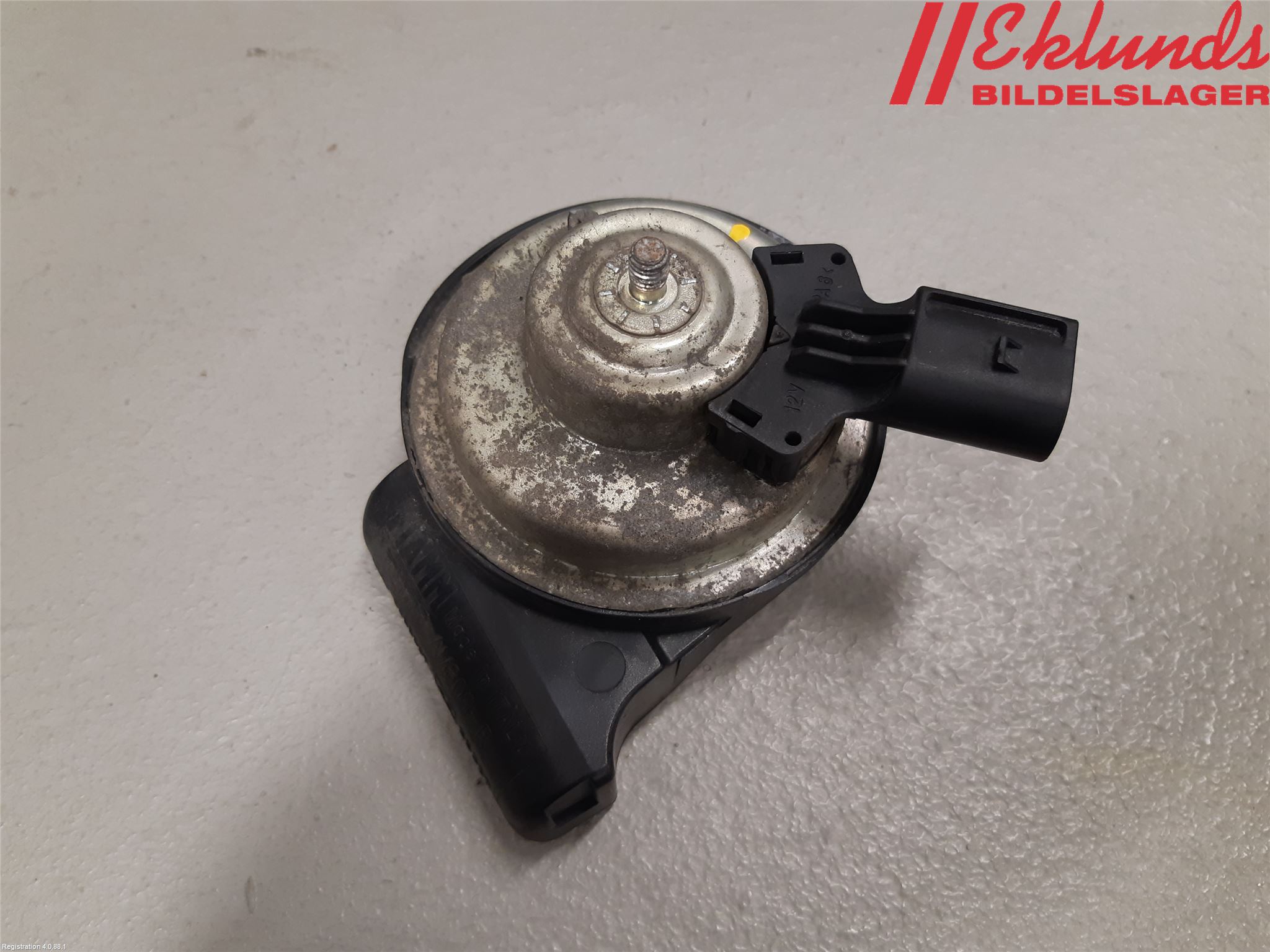 Volkswagen VW PASSAT 11-14 Signalhorn