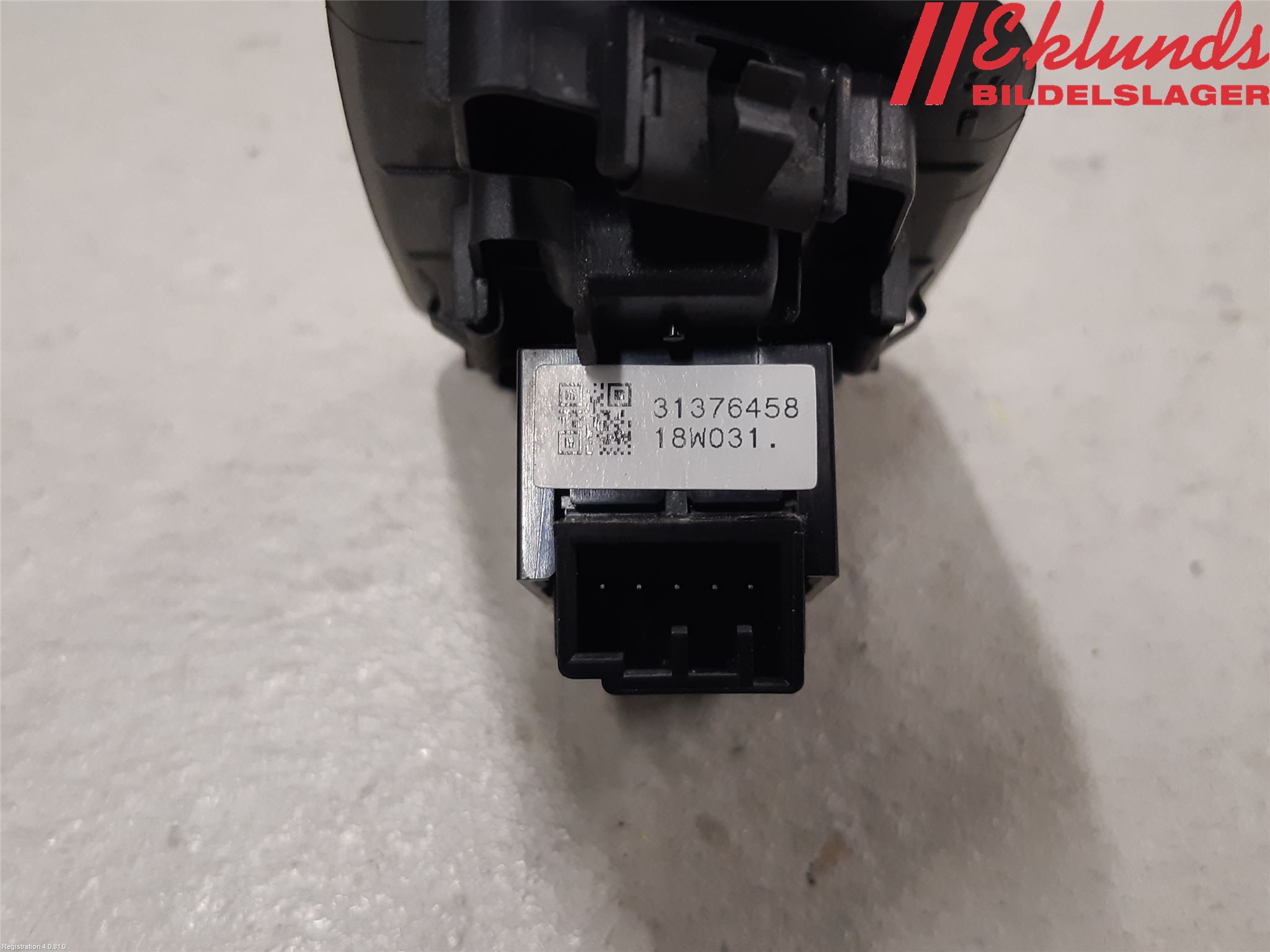 Volvo V90 17->> Strömställare Elhiss