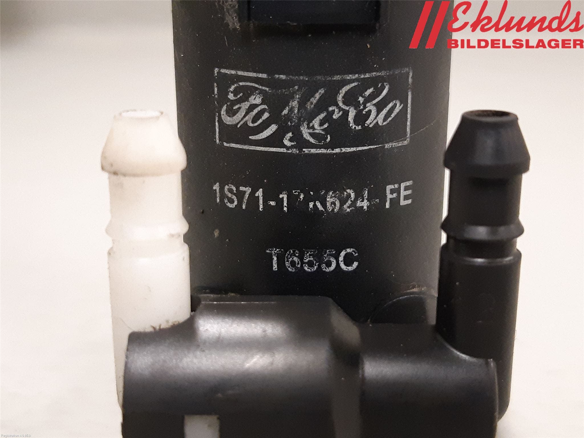 Volvo V50 08-12 Spolarpump Vindruta