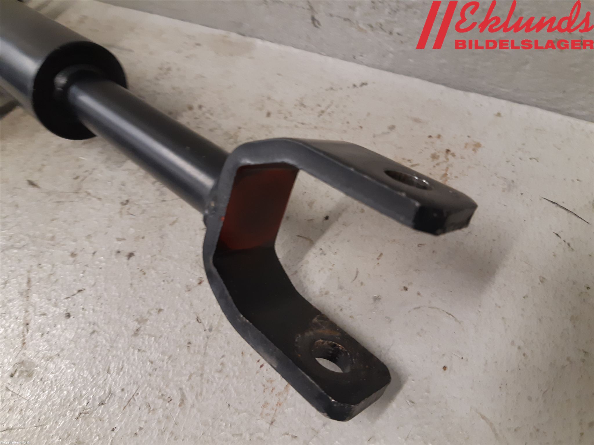 BMW 5 F10/F11/F18 09-17 Fjäderben Fram Vänster
