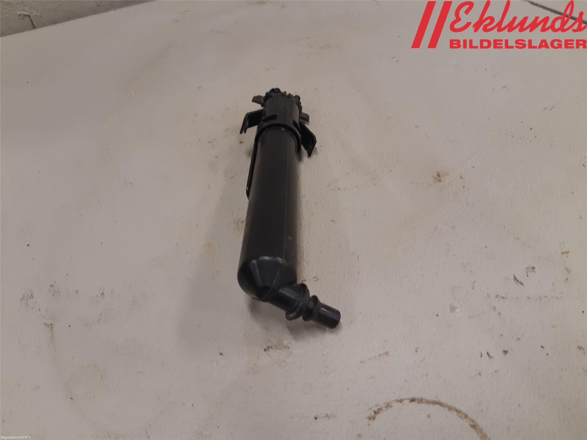 Volkswagen VW POLO 10-17 Spolarmunstycke Strålkastare