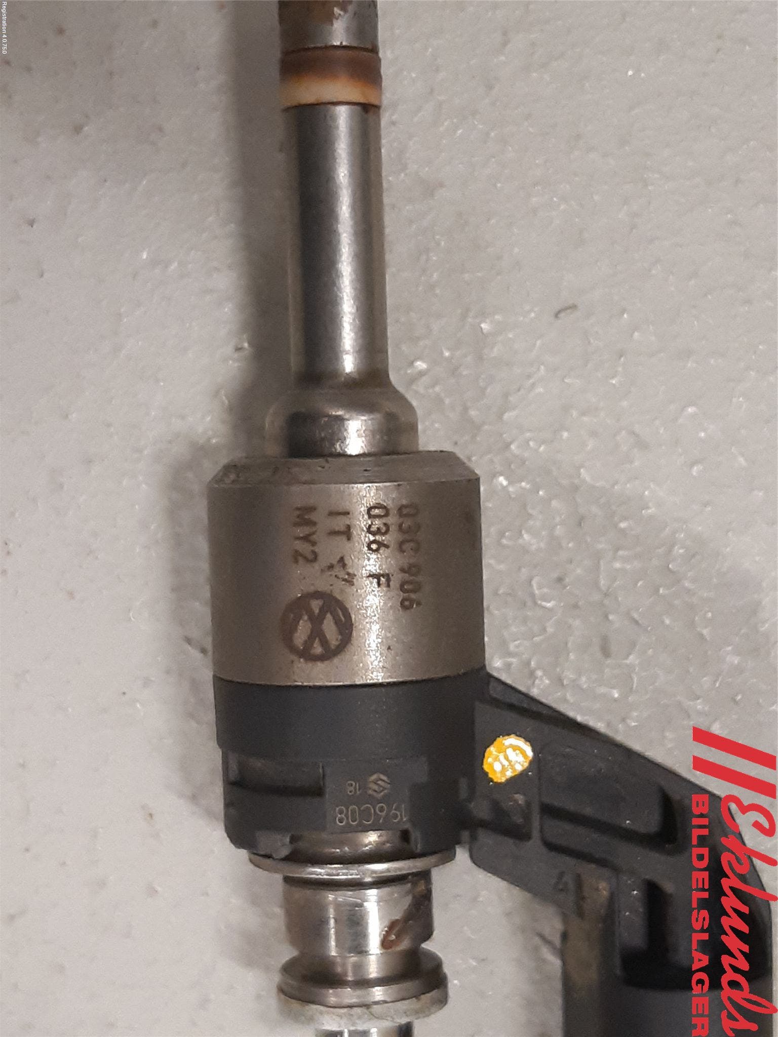 Volkswagen VW GOLF VI 09-13 Injspridare