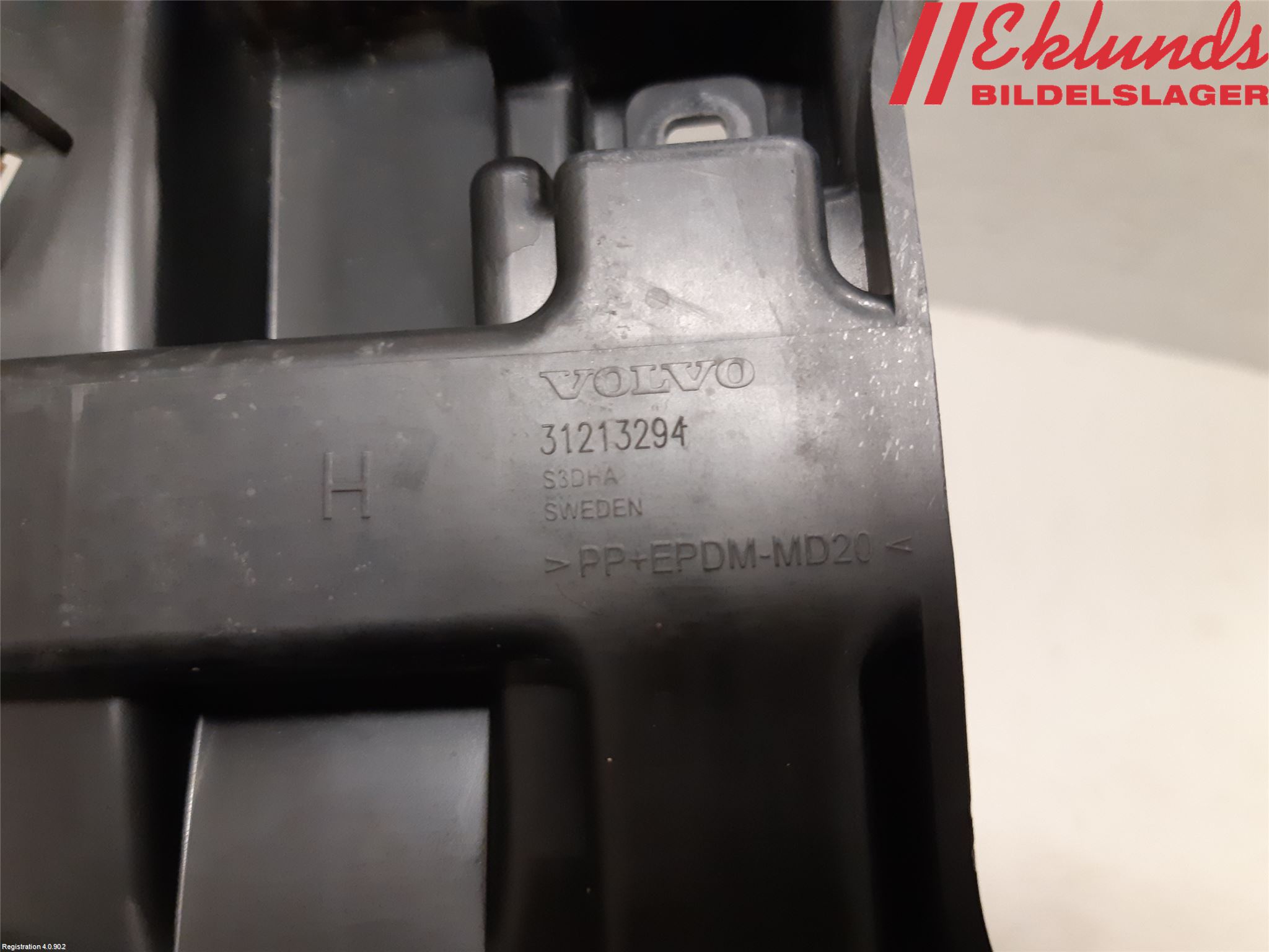 Volvo S80 07-13 Stötfångarfäste Bak Hö