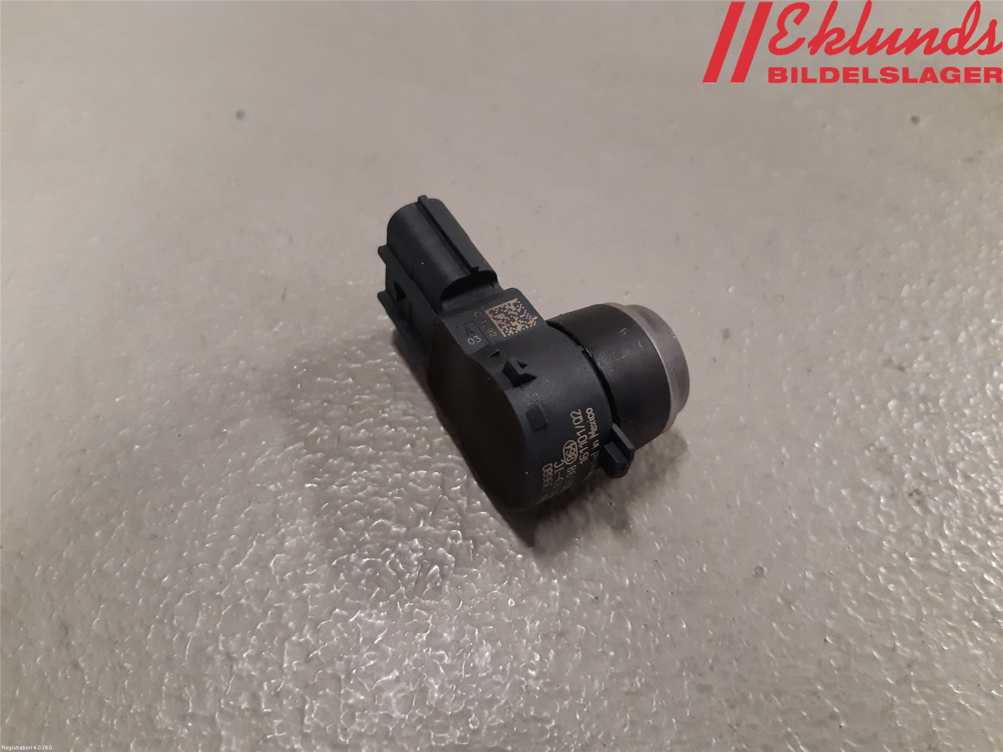 Honda HR-V 15-21 Parkeringshjälp Frontsensor