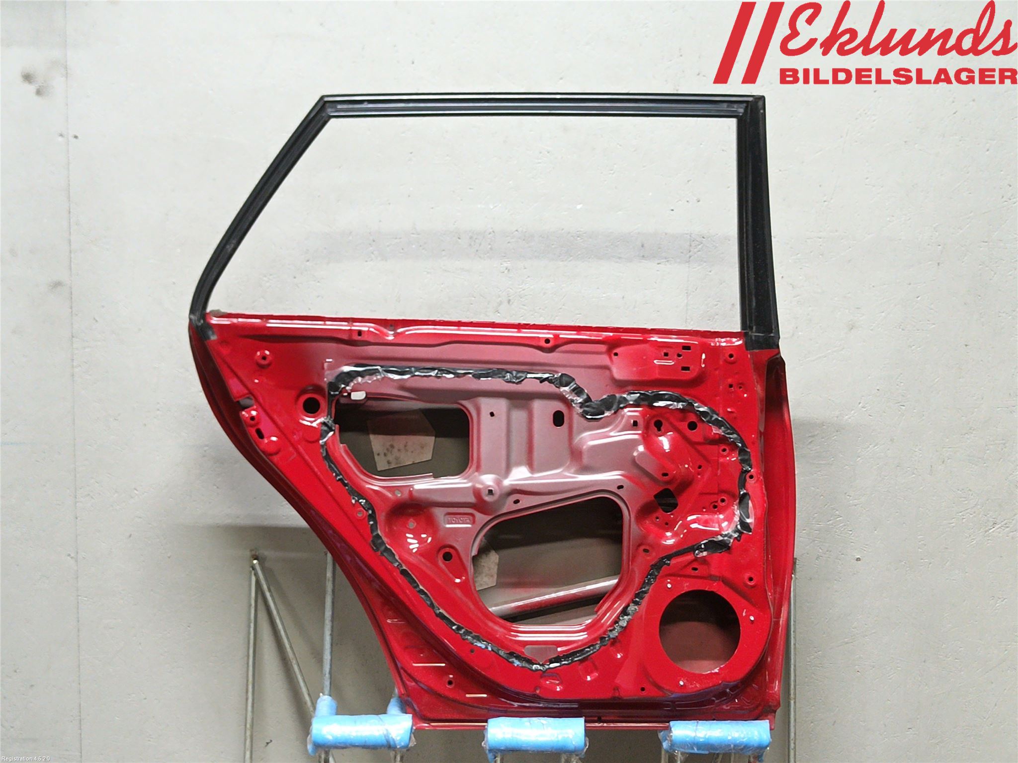 Toyota AVENSIS 07-08 Dörr Bak Vänster