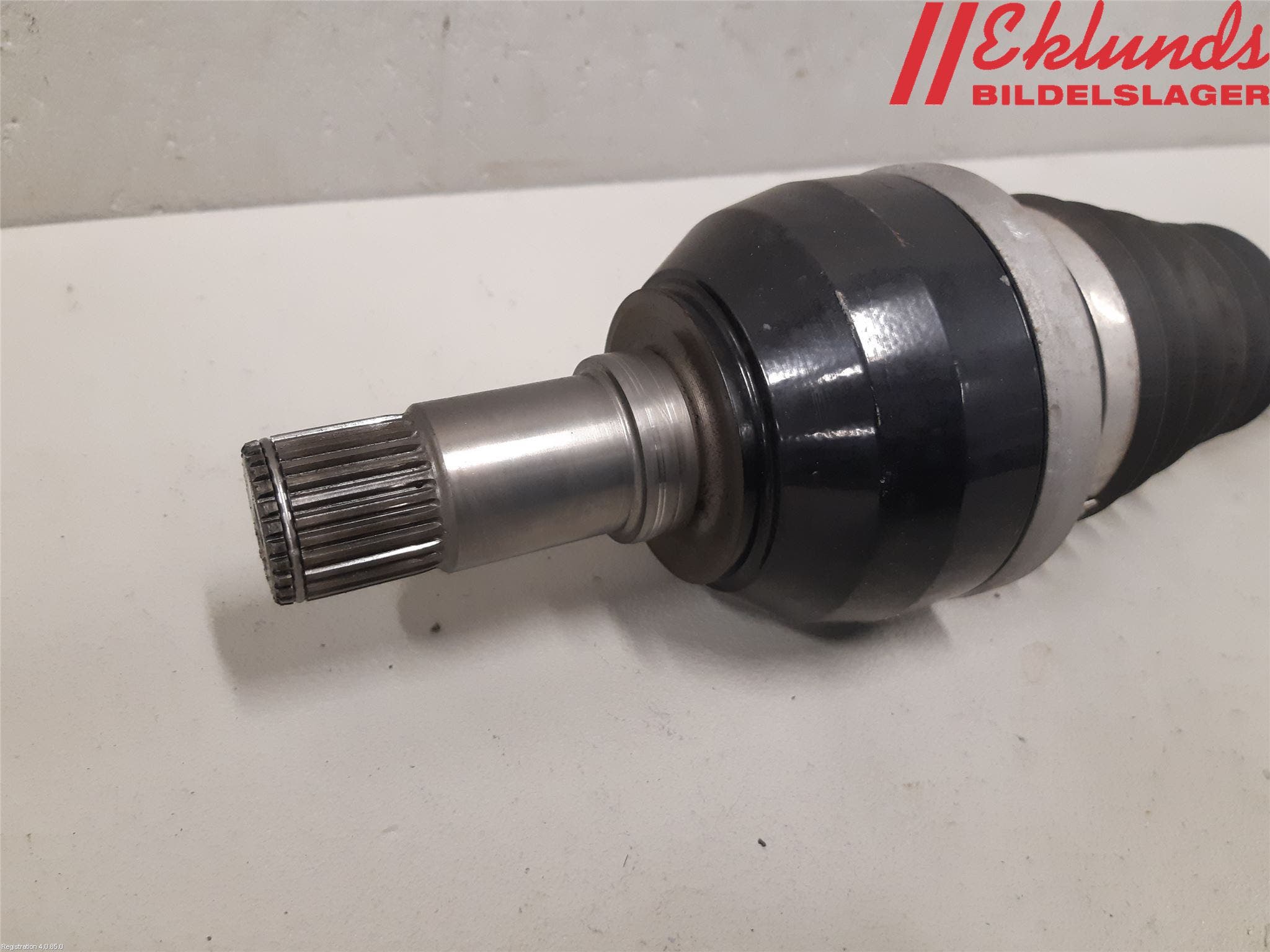 Mercedes-Benz MB A-KLASS (W177) 18- Drivaxel Fram Vänster