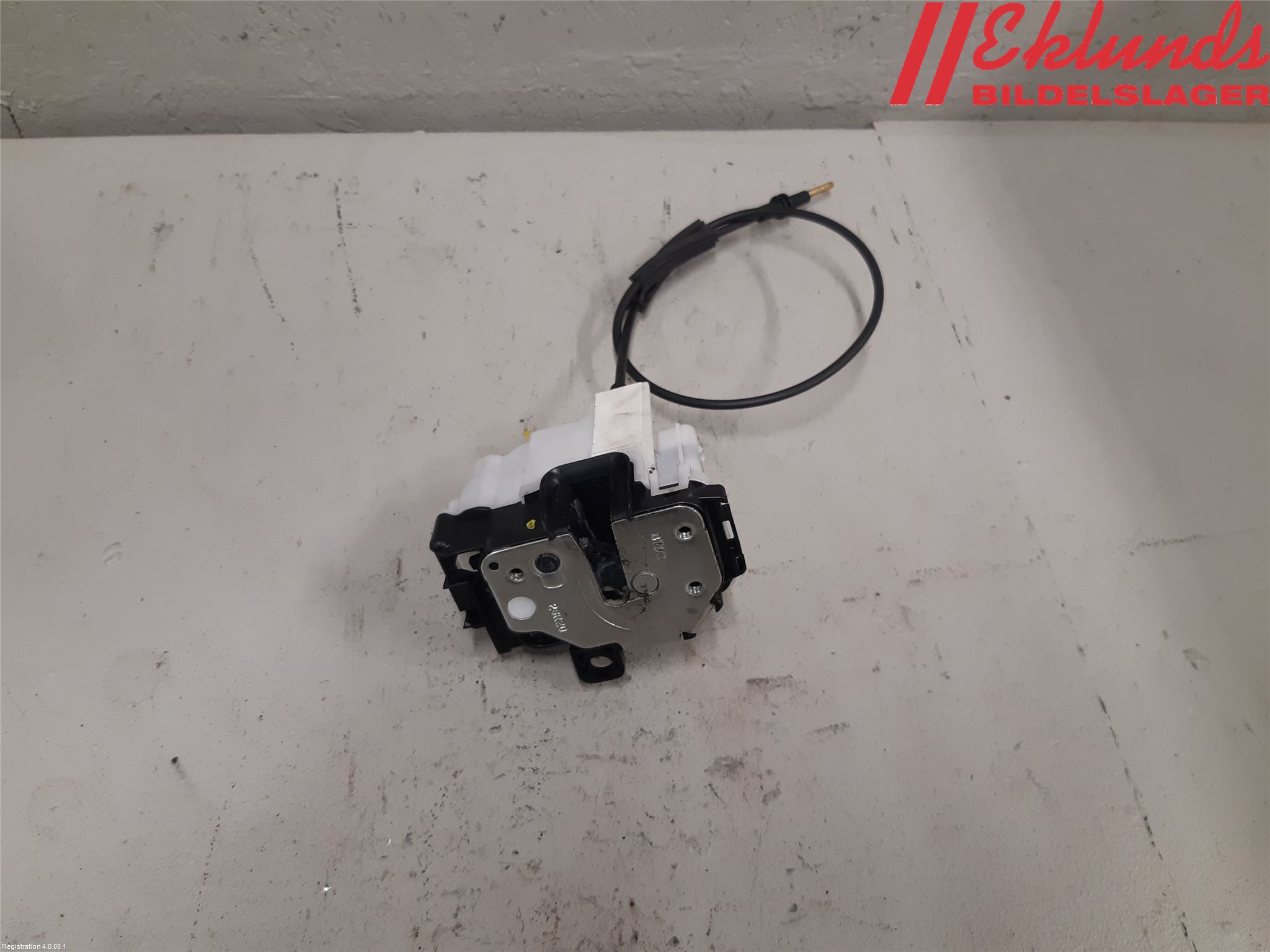 Fiat 500e 20- Låskista-Dörrlås