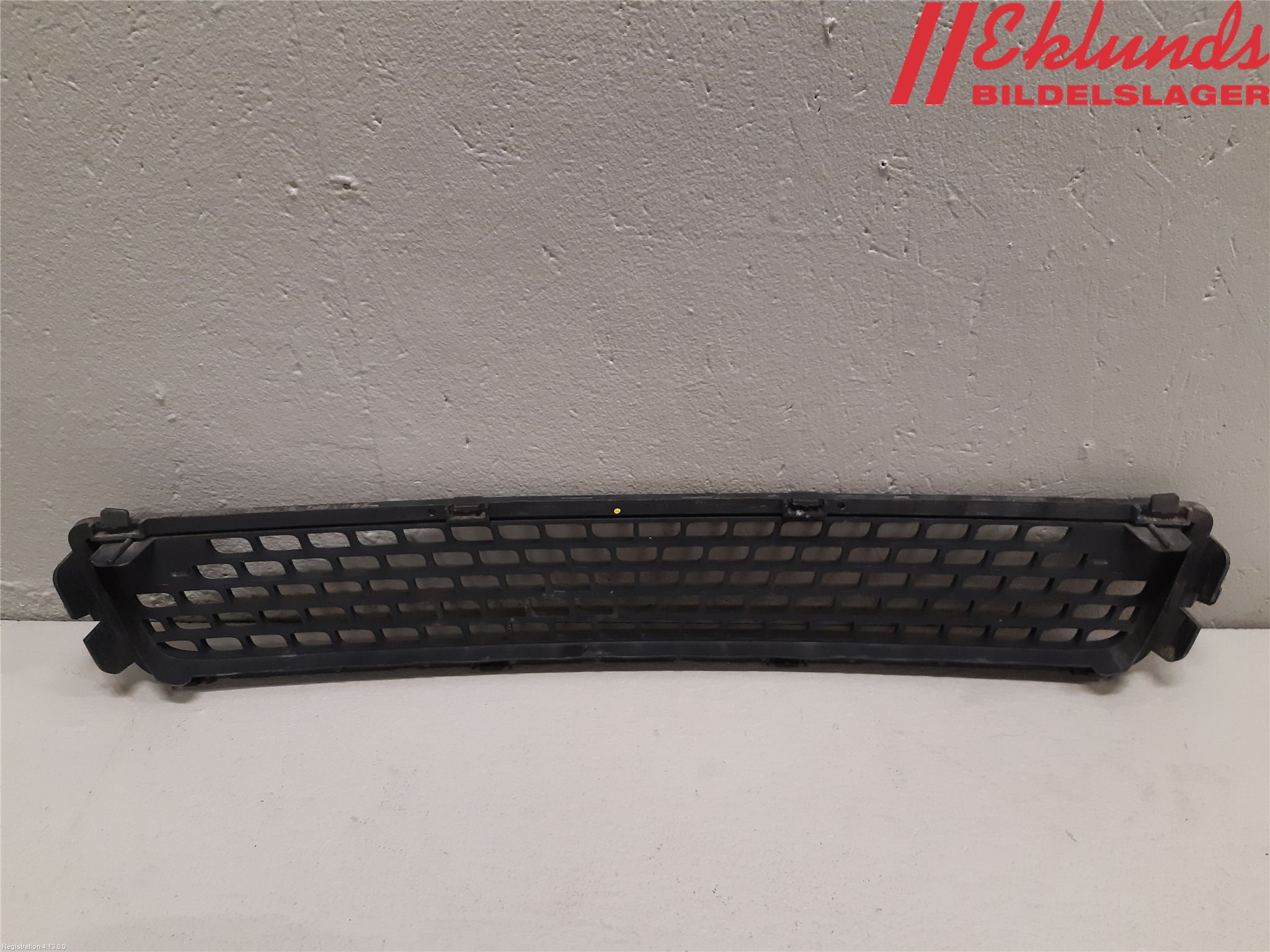 Volvo V70 08-13 Stöt Utfyllnad-List-Grill