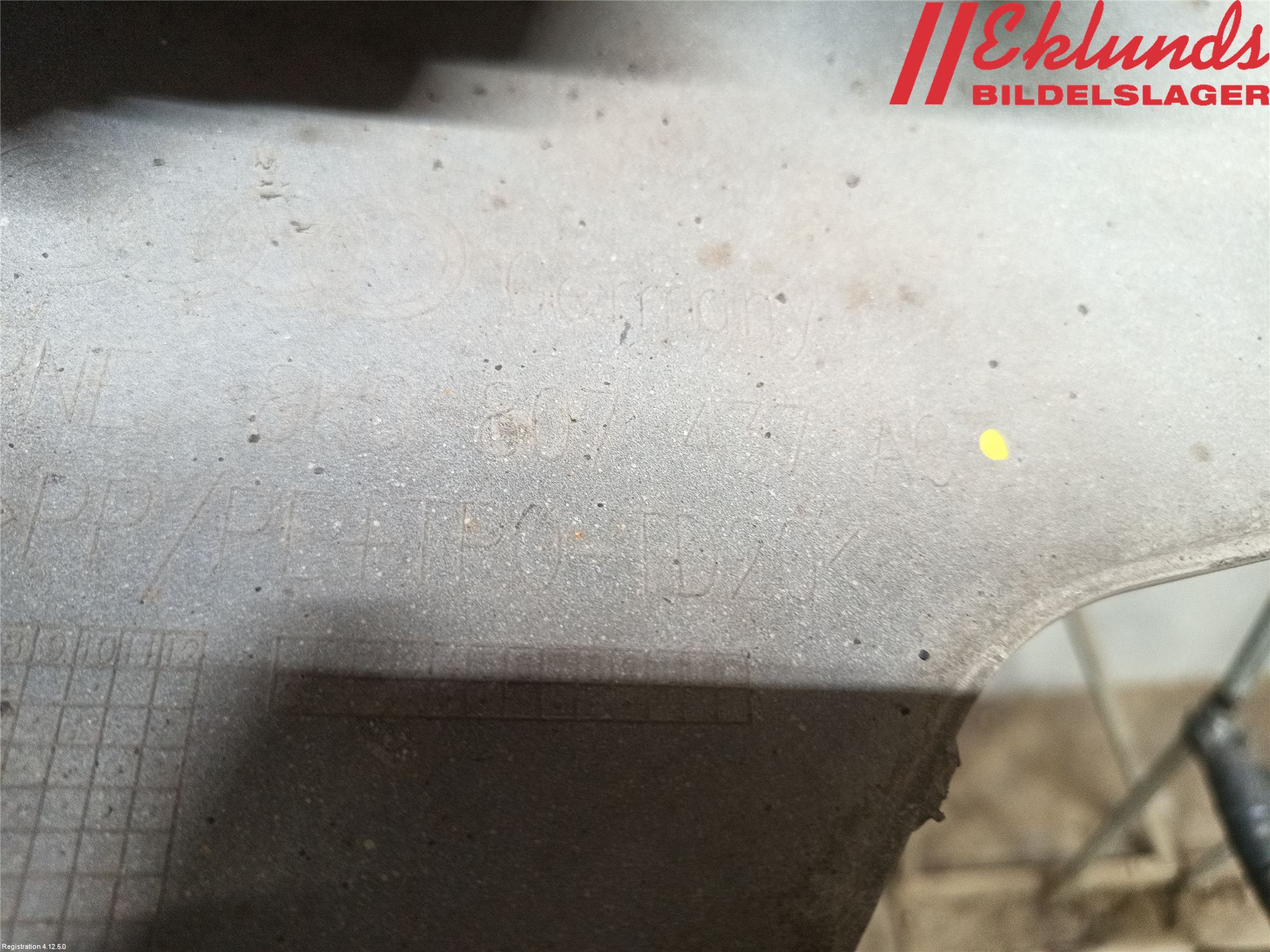 Audi A4 12-15 Stötfångarbeklädnad Fram