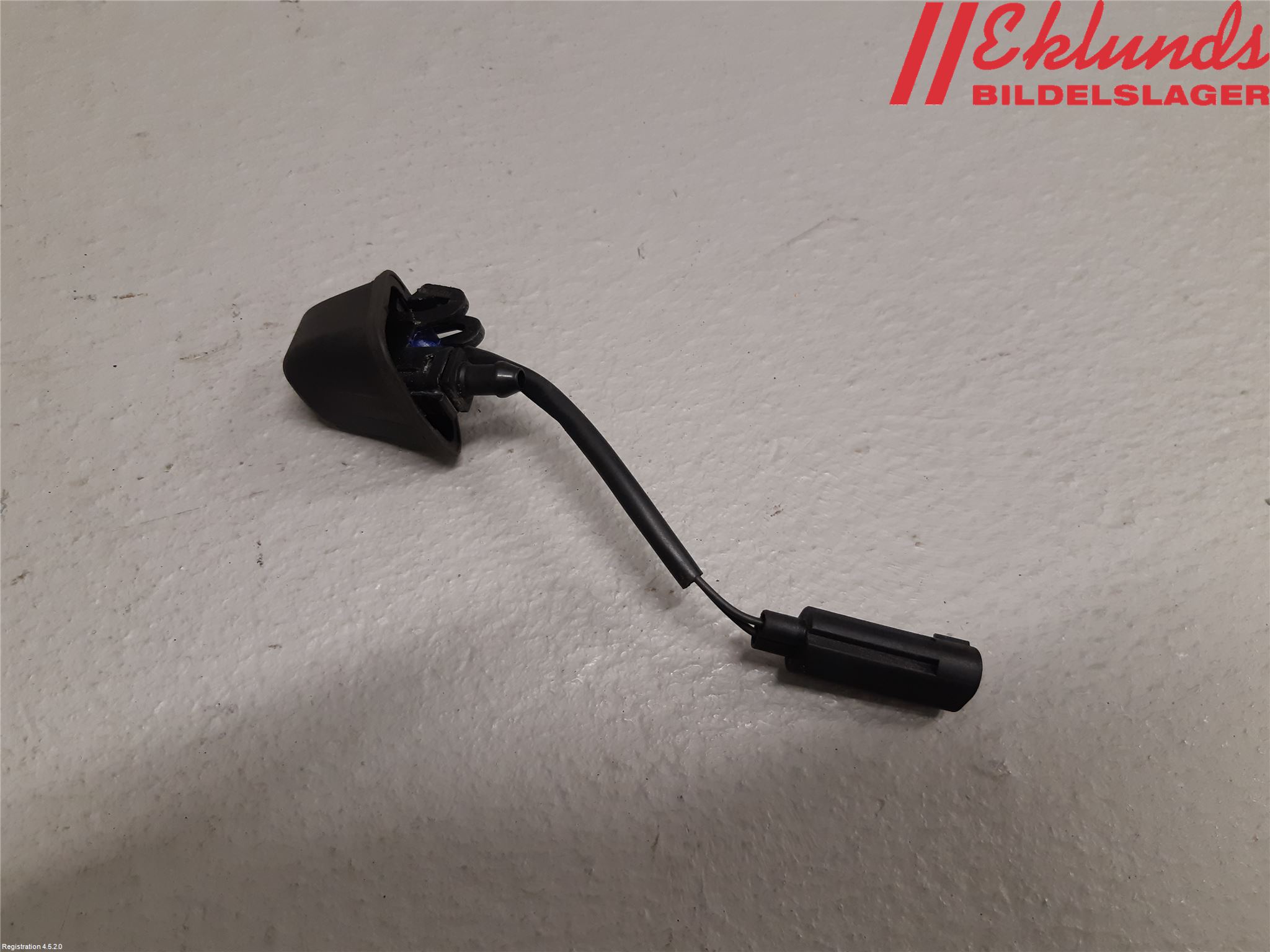 BMW 3 E92/93 Coupé/Cab 05-14 Spolarmunstycke Rutor