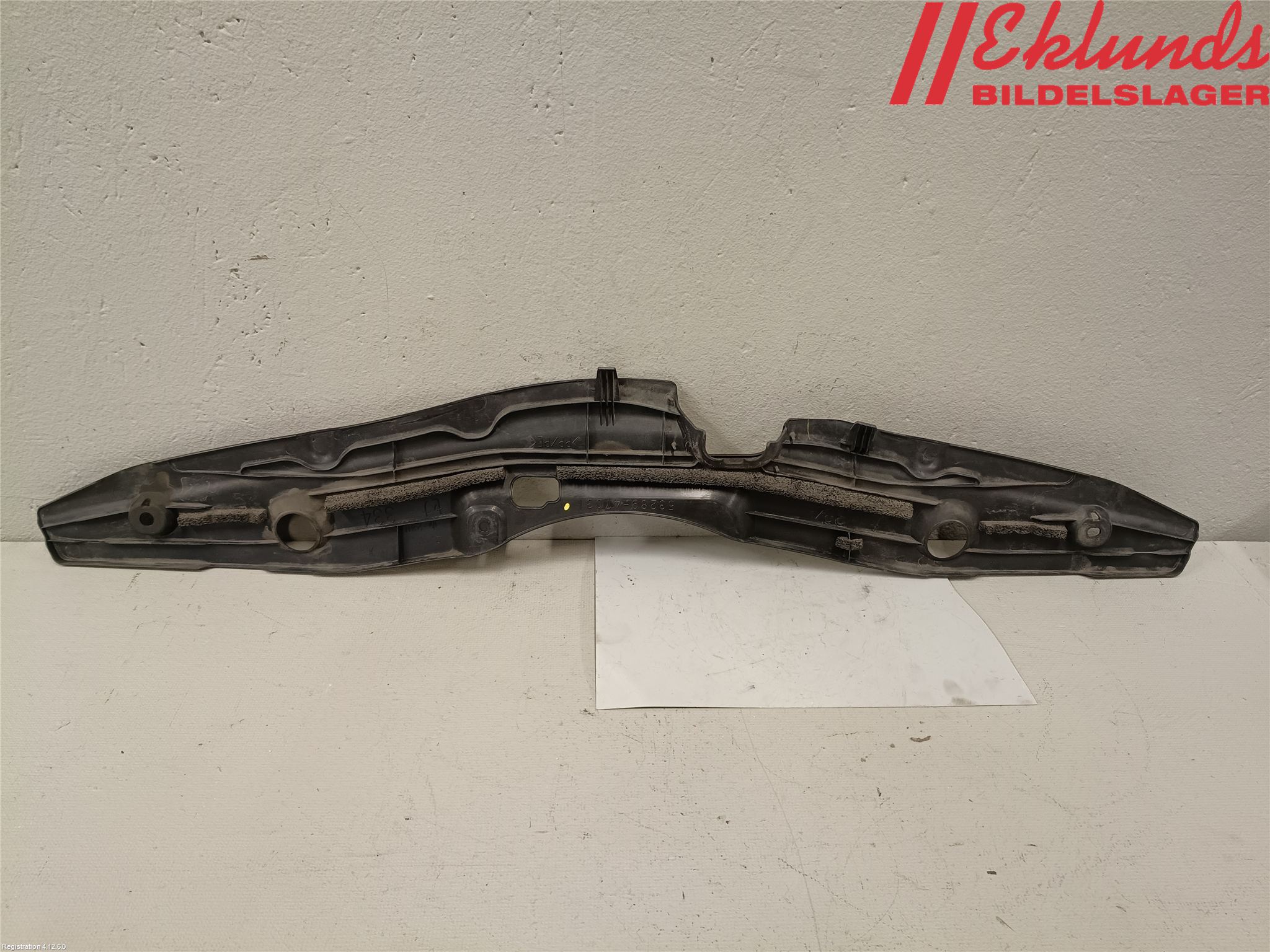 Toyota PRIUS ZVW30 09-20 Täckplast Front